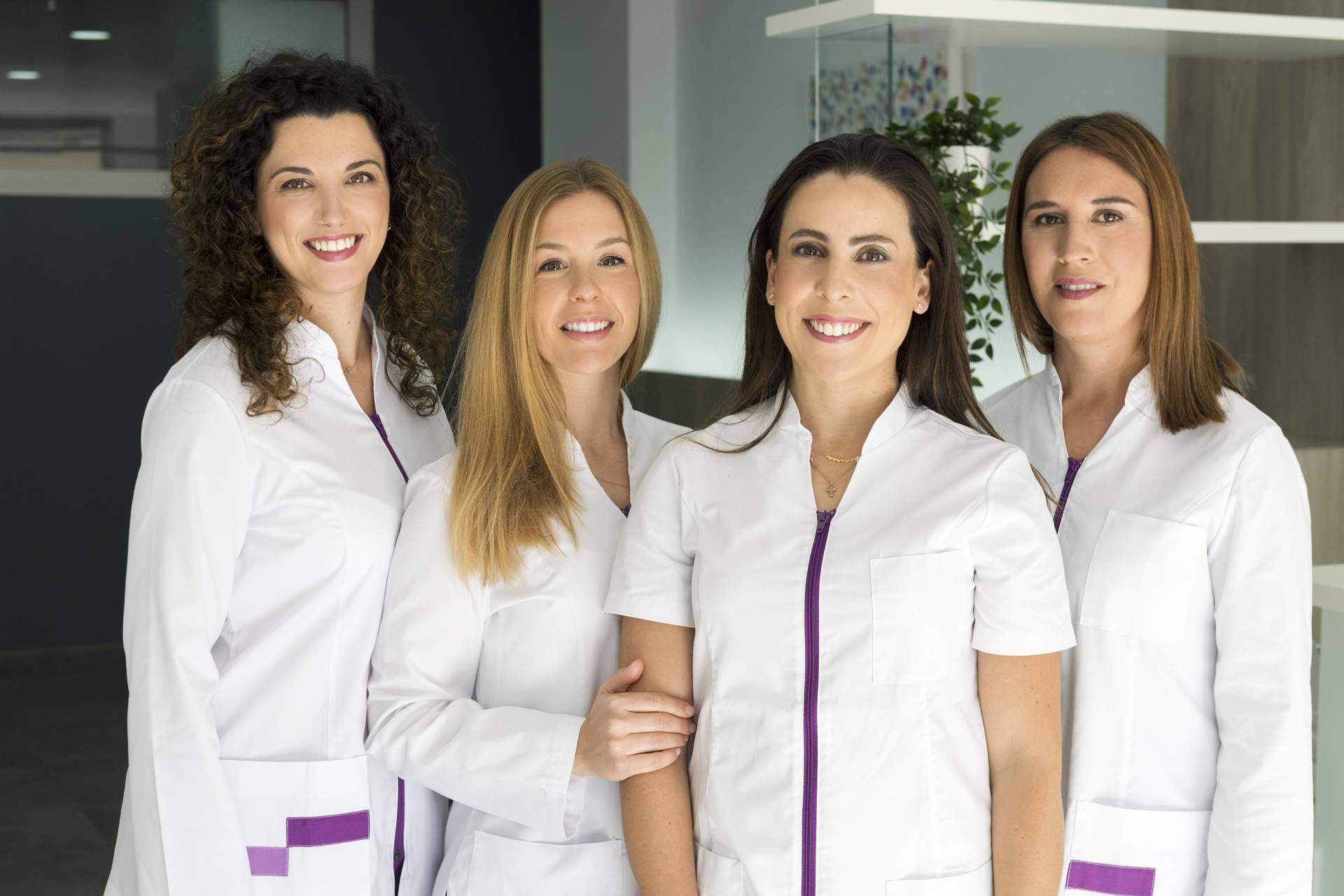La Clínica Paula Vidal, especialista en estética dental, dispone de la última tecnología en sus tratamientos
