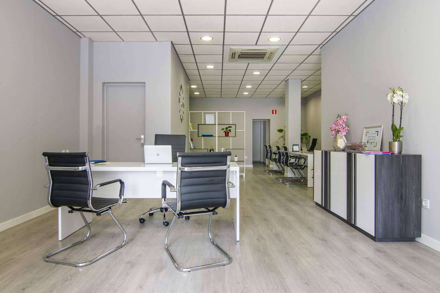 La inmobiliaria Corins Homes inaugura una nueva oficina en Zaragoza