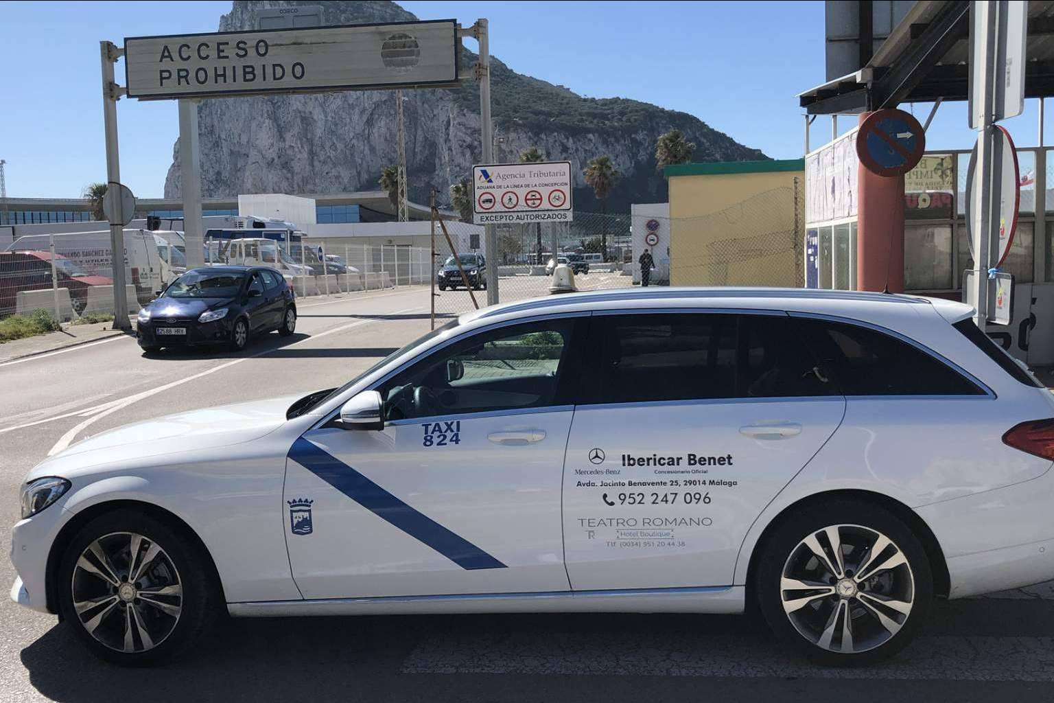 ¿Qué ofrece Taxi Málaga Airport Charly transfer 24 hours?, los servicios de taxi en Málaga
