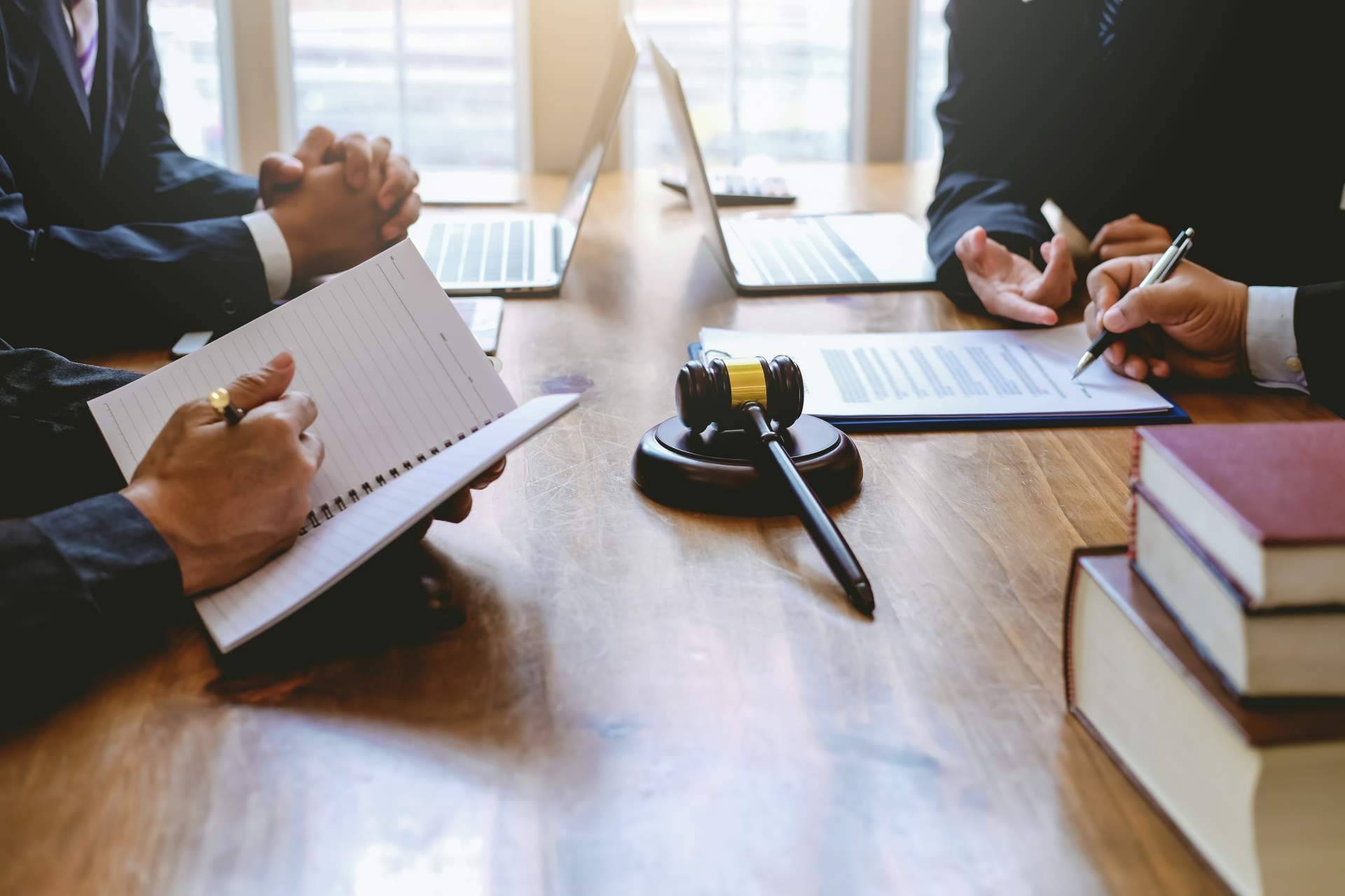 Servicios de asesor legal y AML de crypto business de la mano de Vincenzo Piccolo