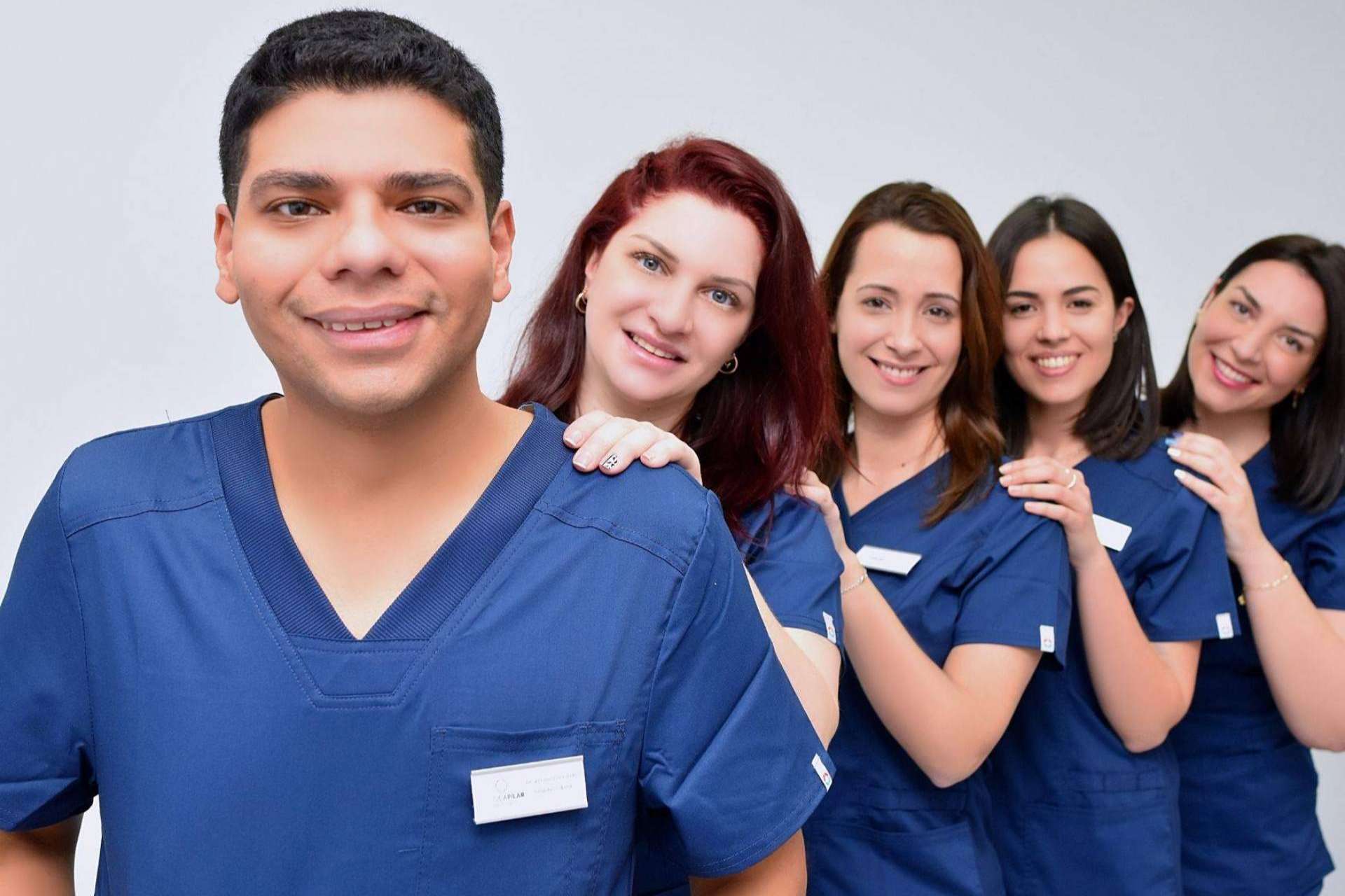 Microcapilar Hair Clinic es un buen lugar para realizarse un injerto capilar con máxima extracción folicular