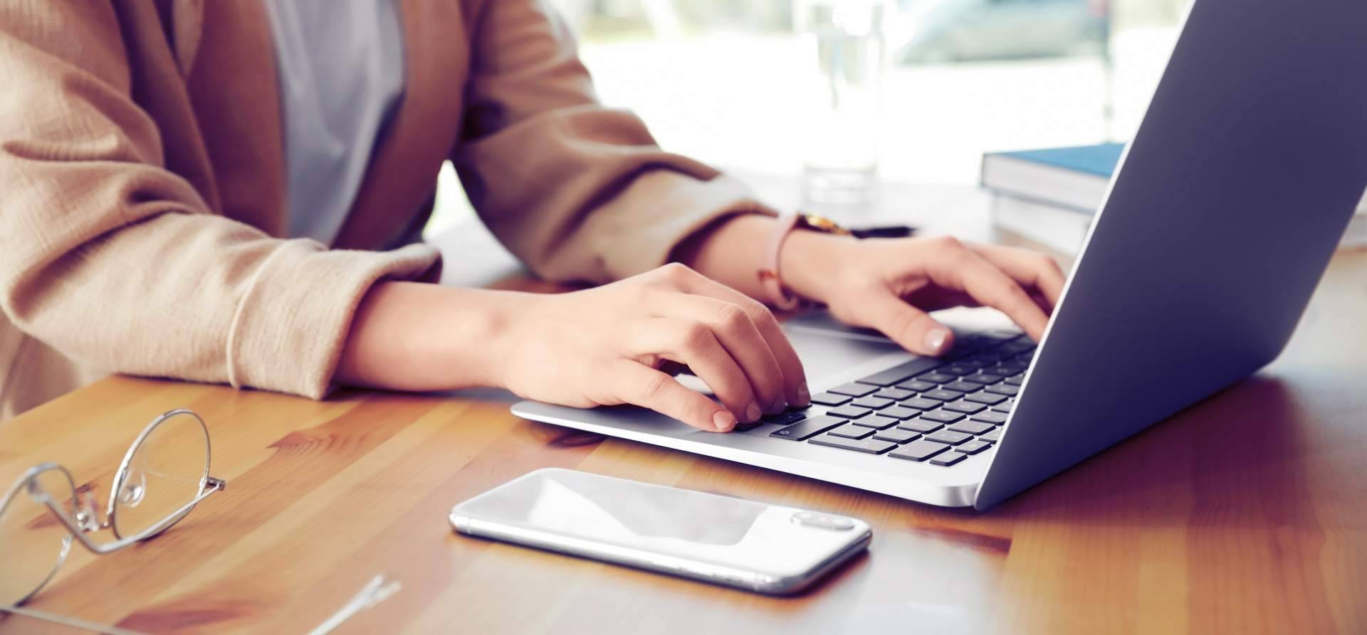 IRMITEK OU permite comprar licencias de Windows 11