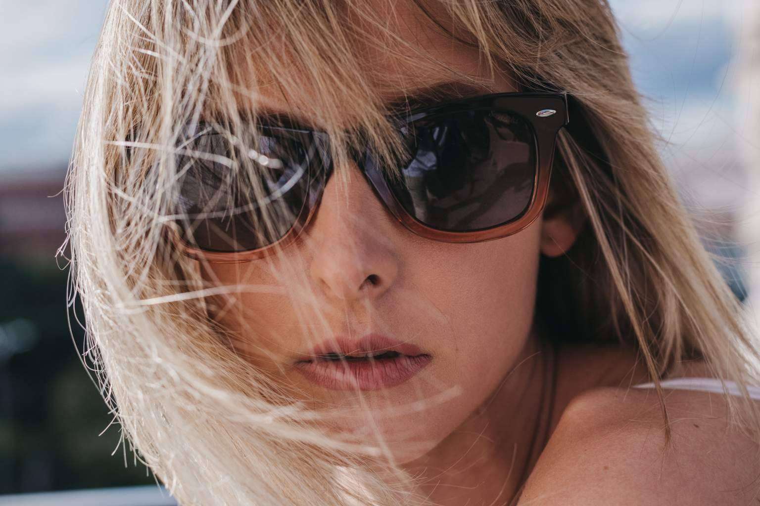 SunBahs habla sobre la importancia de usar gafas de sol en cualquier ocasión