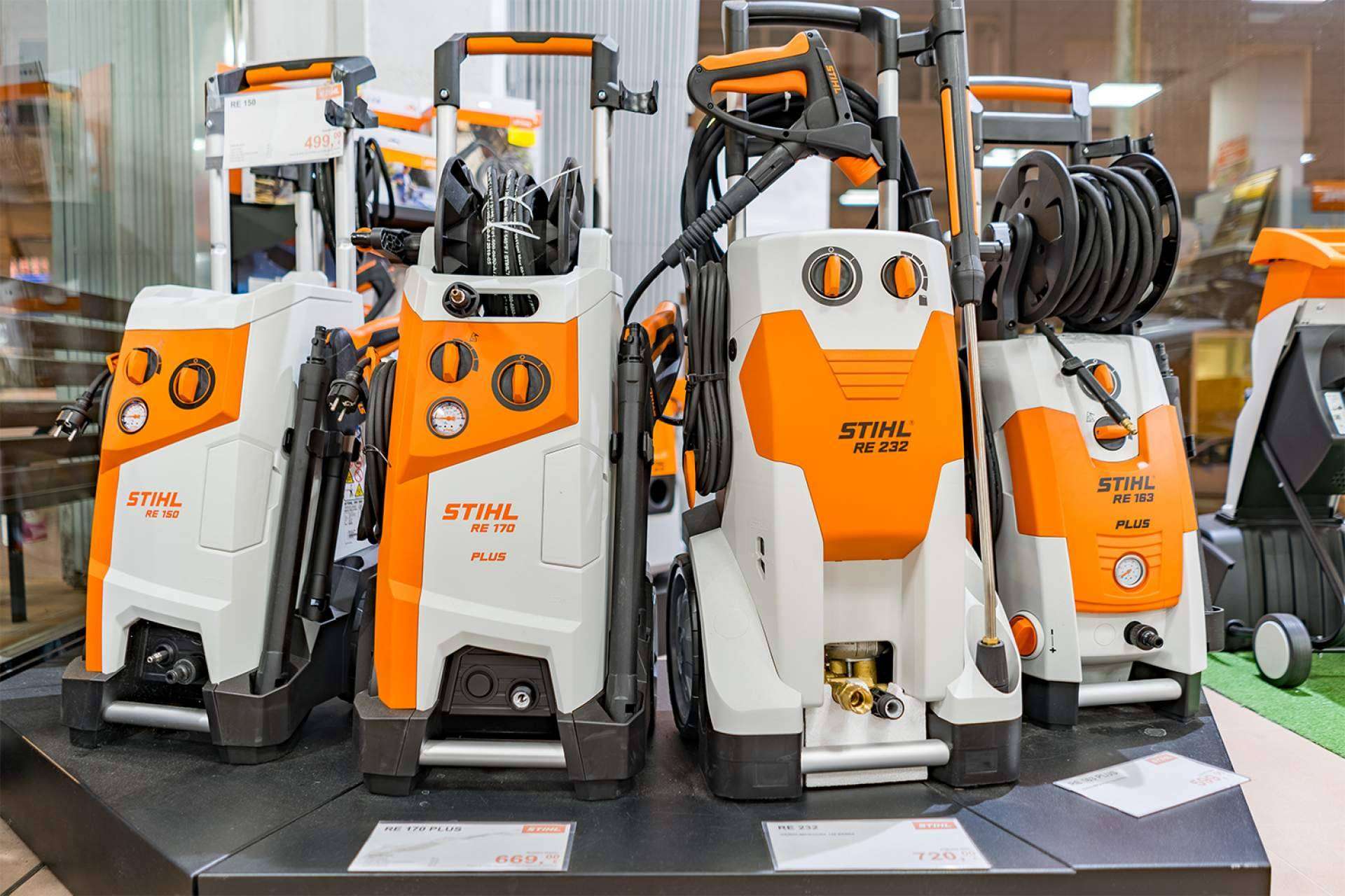 Distribuidores y taller oficial de Stihl, Ferroestrada