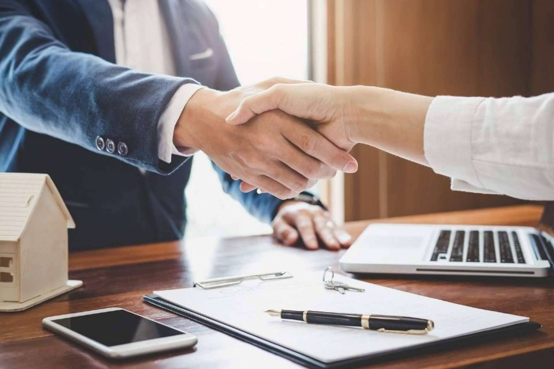 El importante papel de los agentes inmobiliarios Elba Invest Inmobiliaria