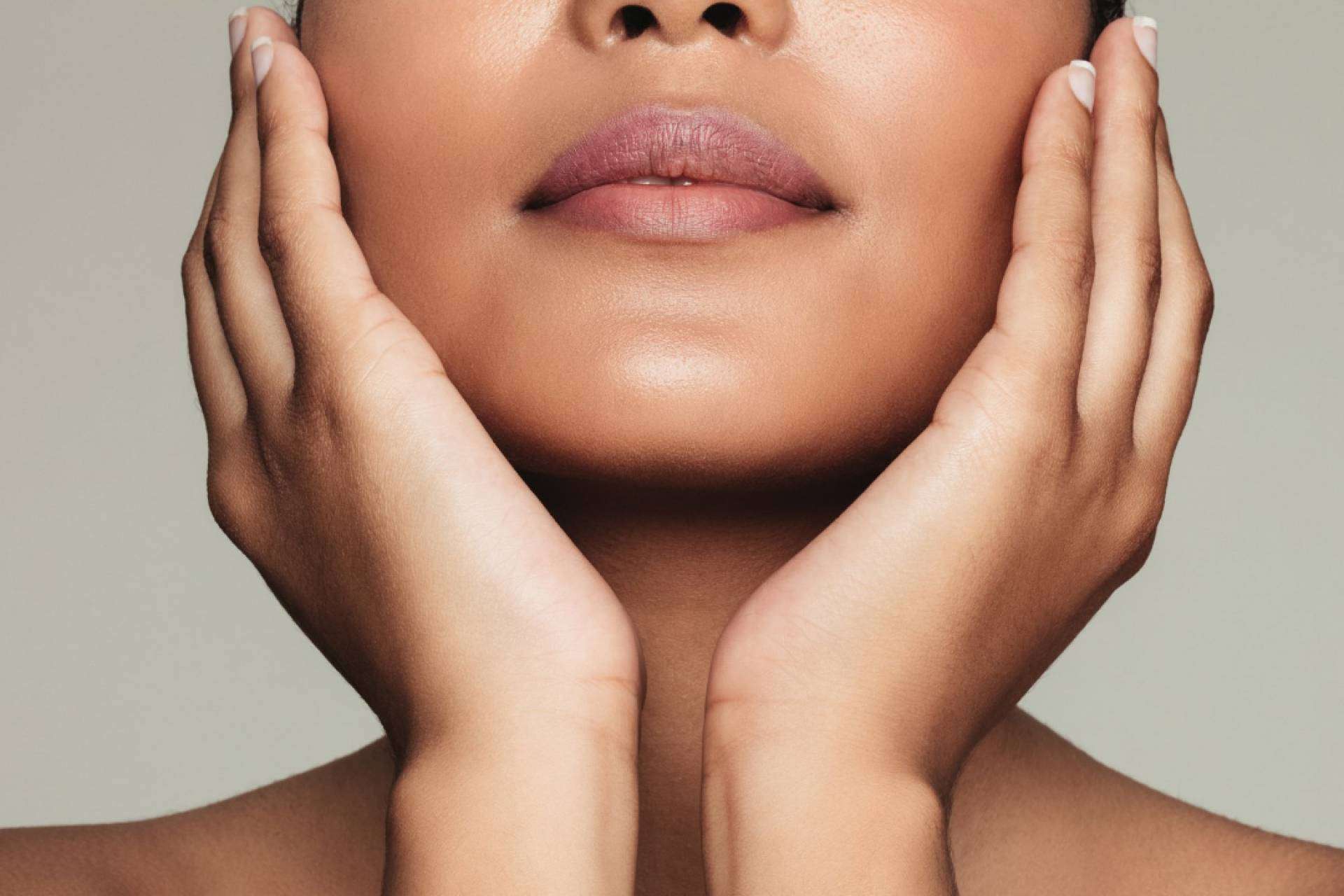 El centro de estética de belleza inclusiva Bėyo Beauty ofrece tratamientos de radiofrecuencia facial y corporal en Barcelona