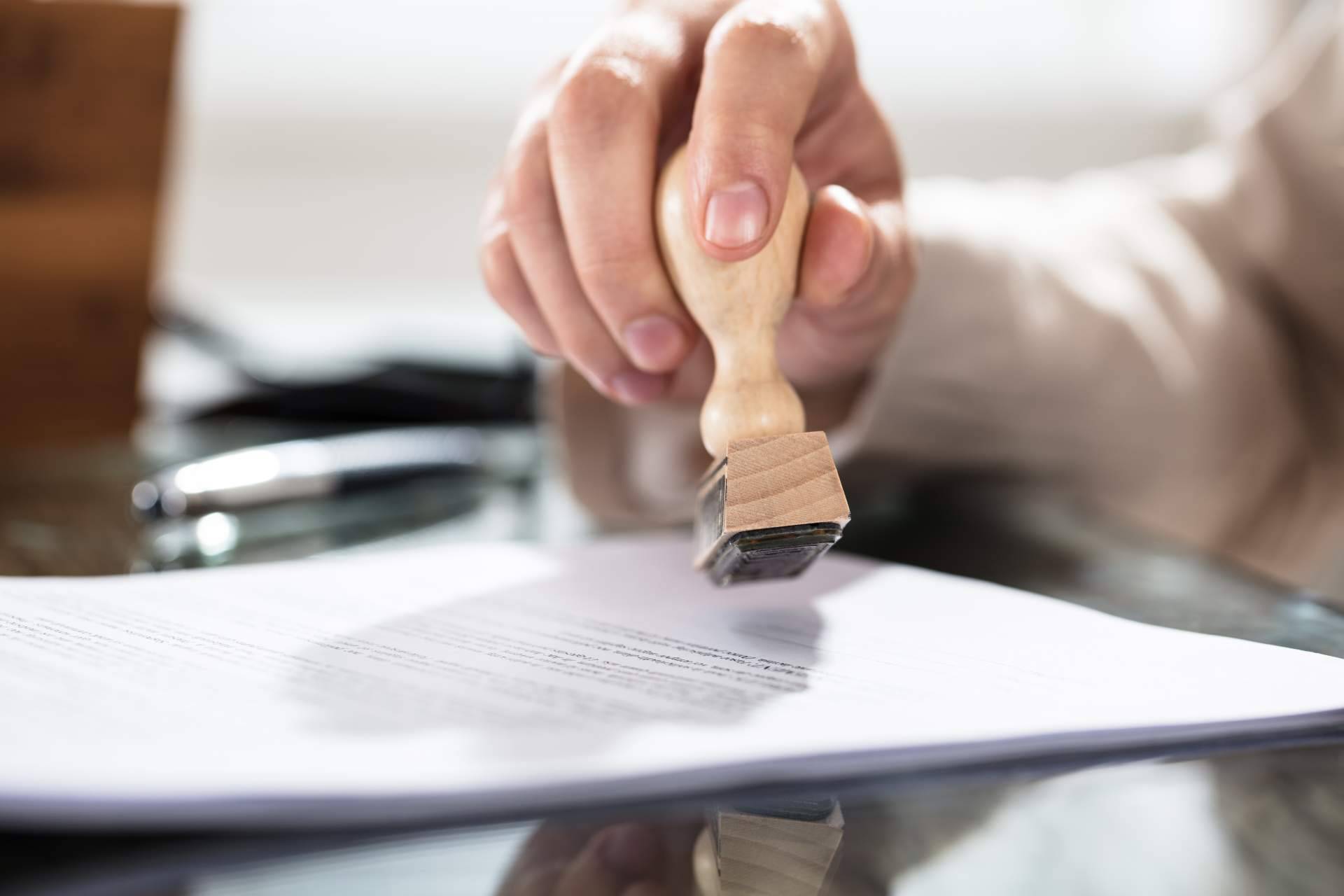 ¿Cómo gestionar el permiso de trabajo tras la nueva reforma de la Ley de Extranjería? Desmon Abogados