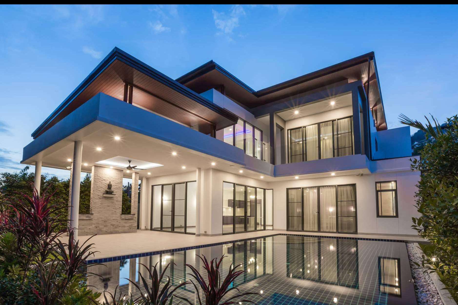 La venta de casas en Mijas, Málaga, por el equipo de expertos de Vivium Luxury Homes