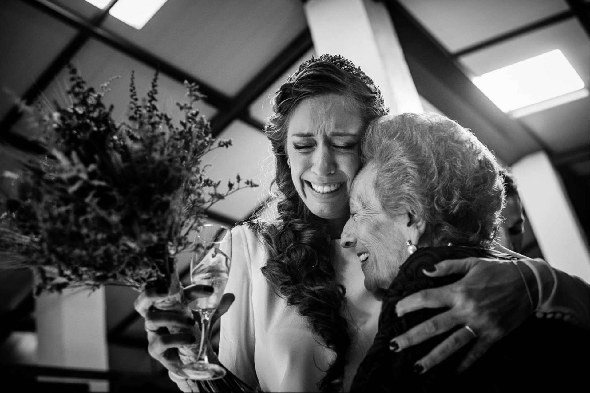 Fotógrafo Dani Dávila, fotografías de boda reales, espontáneas y cargadas de emociones