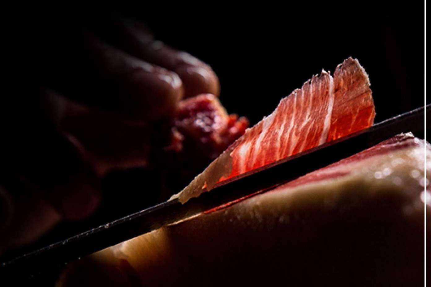 La Abadía Ibéricos y Jamón premiado de 2021 La Abadía Ibéricos se establecen como una de las mejores opciones para estas Navidades