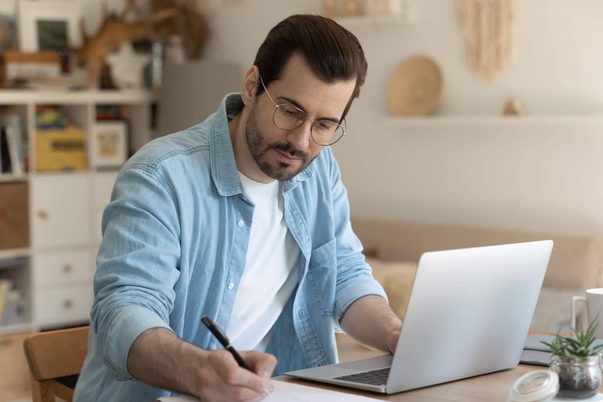Lograr un modelo de aprendizaje efectivo a través de virtualizar los procesos industriales