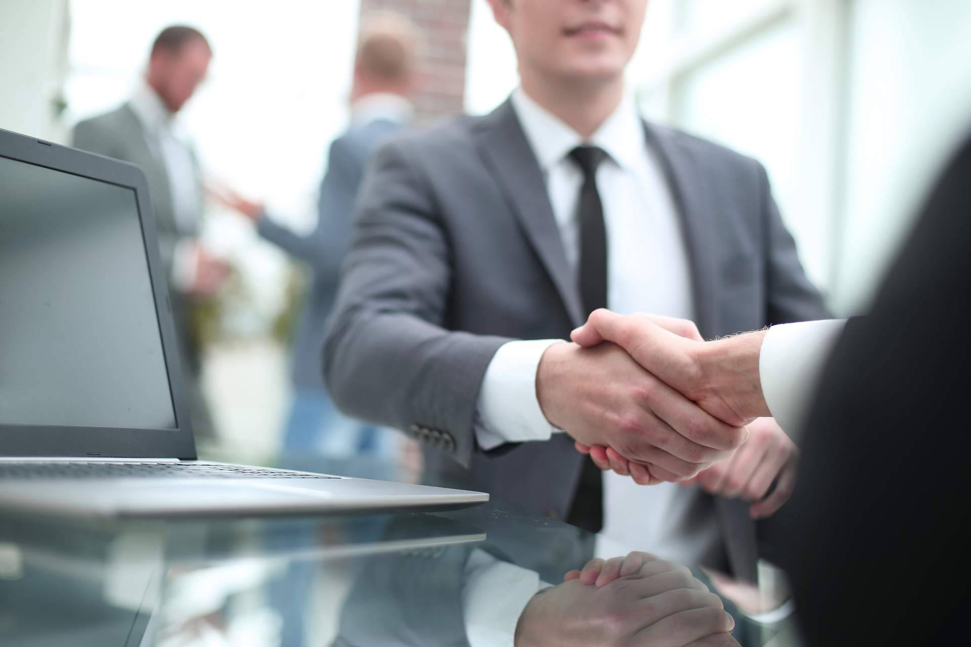 ¿Cómo vender sin vender?, la clave que muchas personas estaban esperando