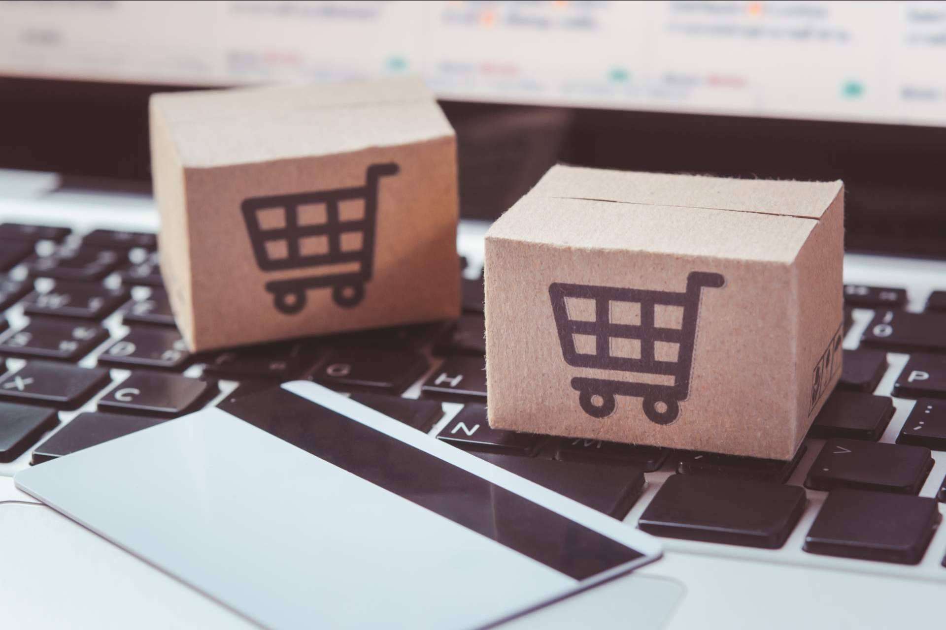 Soporte y ayuda para montar una tienda online de la mano de expertos, por ComercioPlus