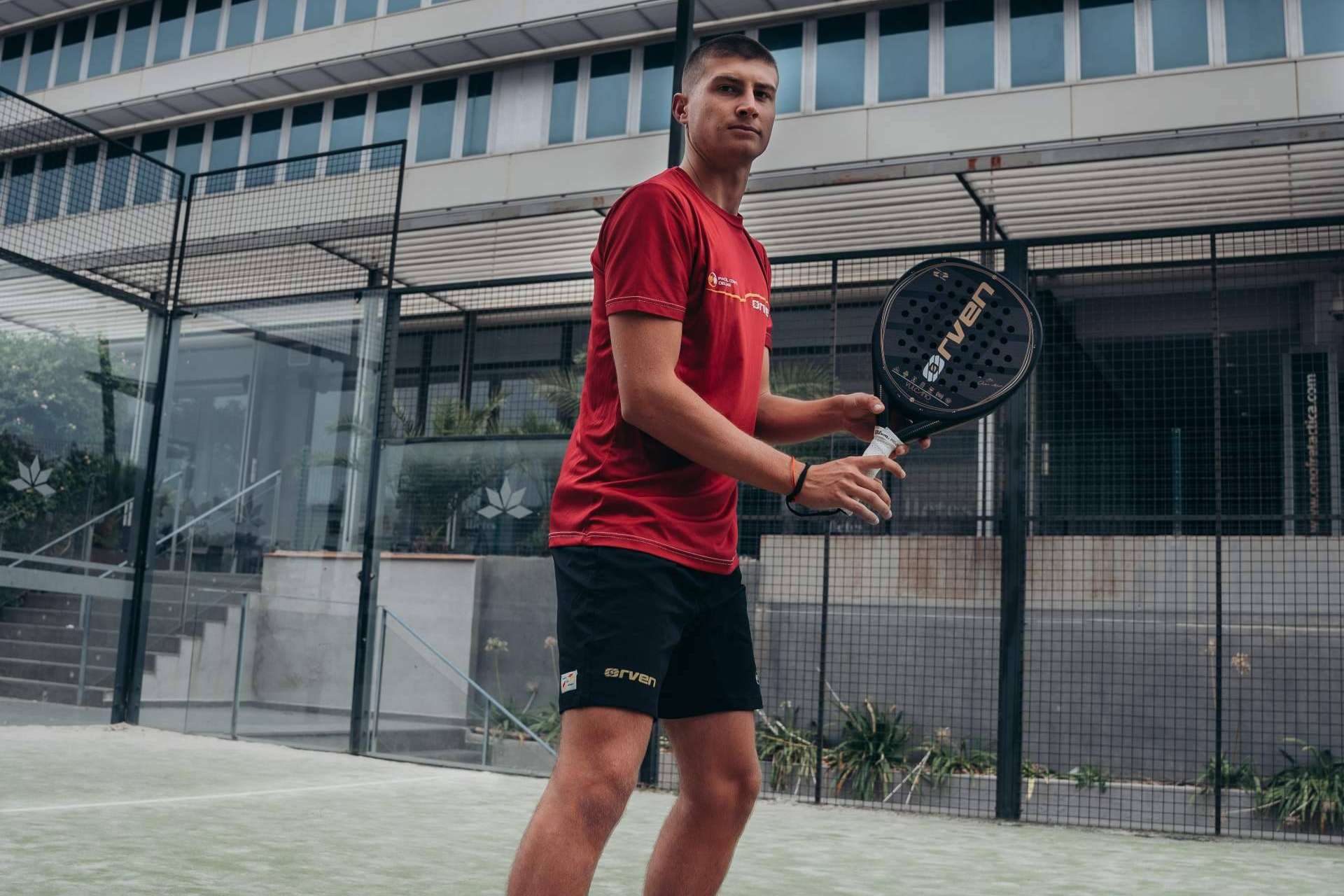 Orven Sport lanza al mercado la pala de pádel Orven Vulcano V2