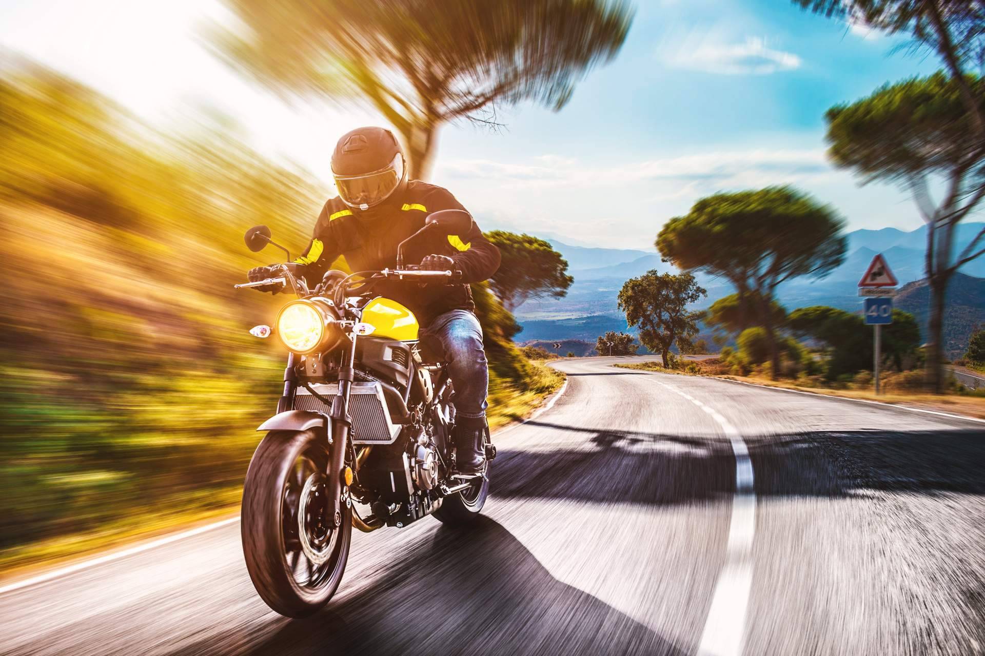 Ropa de moto de la marca REV'IT en MOTÓNITY
