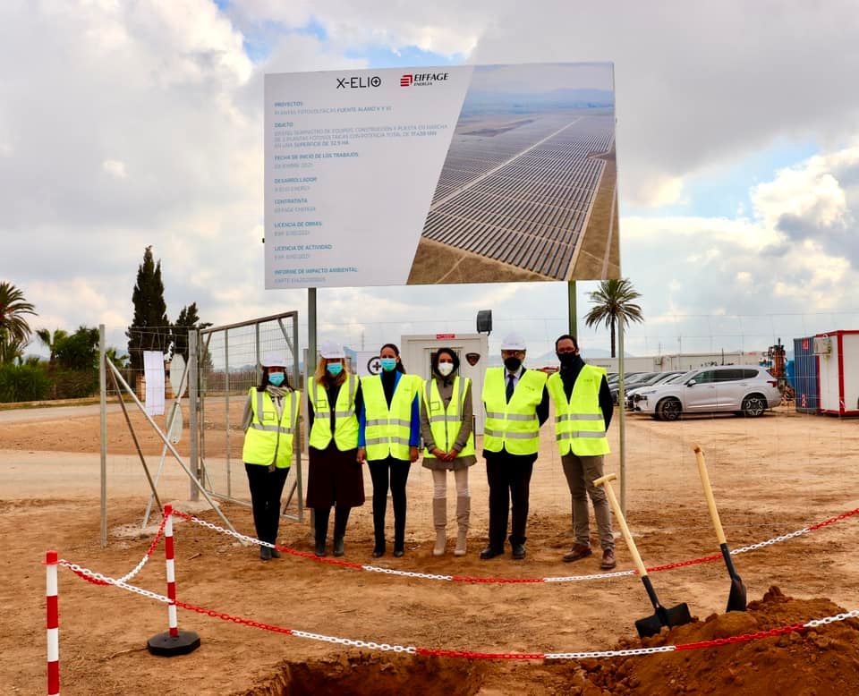 X-ELIO COLOCA LA PRIMERA PIEDRA DE LA PLANTA FOTOVOLTAICA ‘FUENTE ÁLAMO V Y VI’ Y AUMENTA SU LIDERAZGO EN LA REGIÓN DE MURCIA