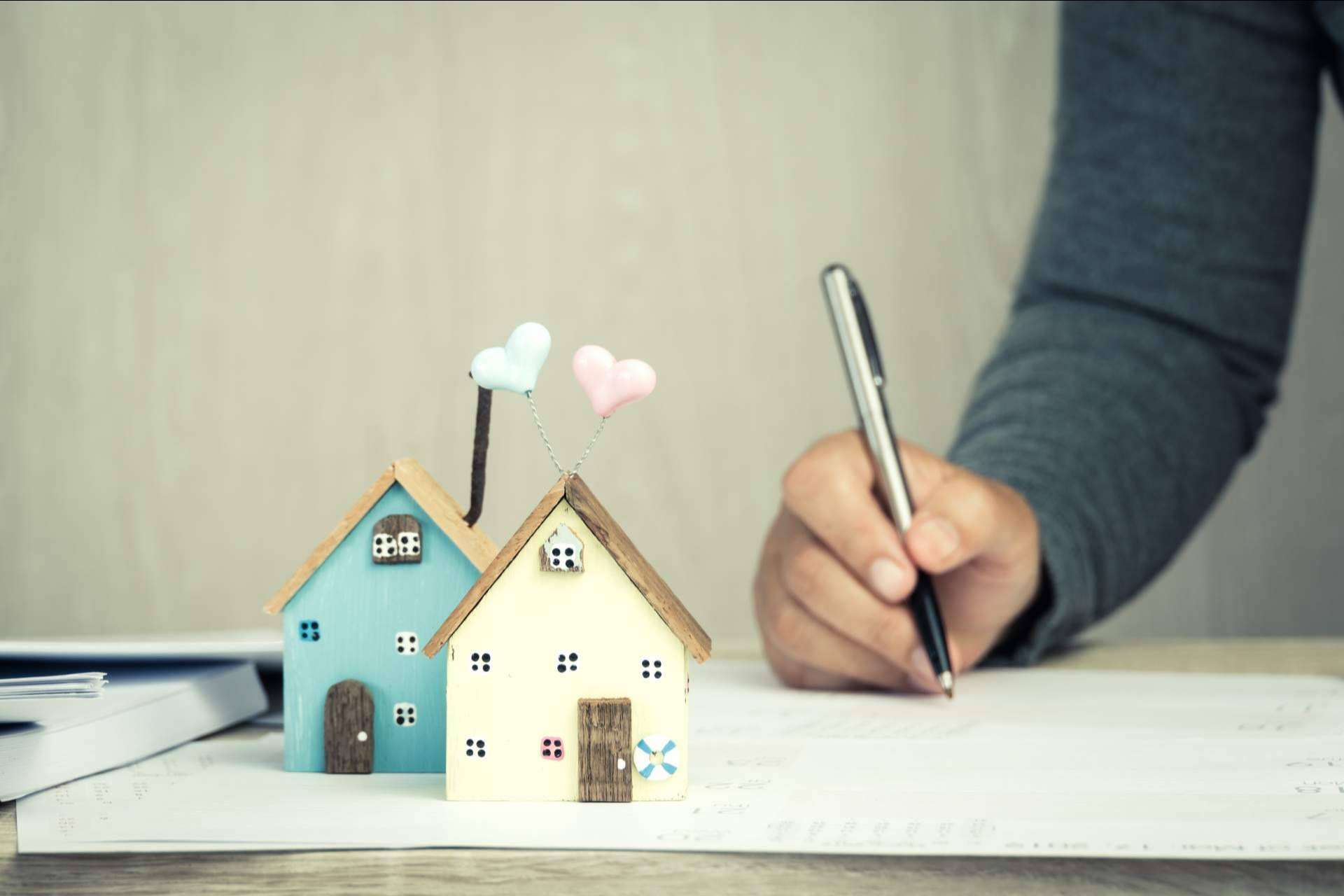 ¿Qué es un préstamo con aval hipotecario?, por Casa de Crédito