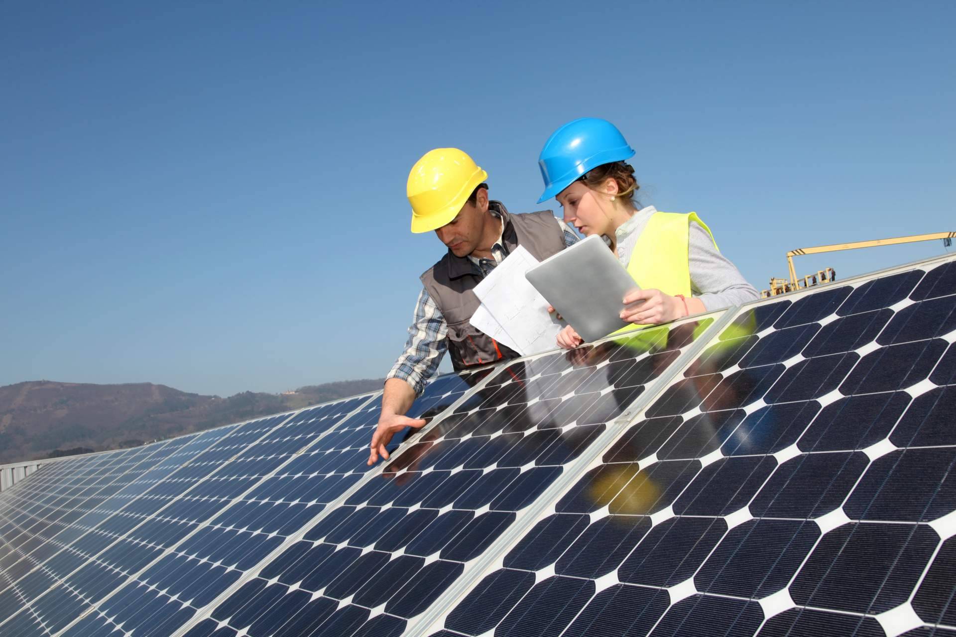 Ahorrar con placas solares en la factura de la luz es un hecho, el boom de las placas solares