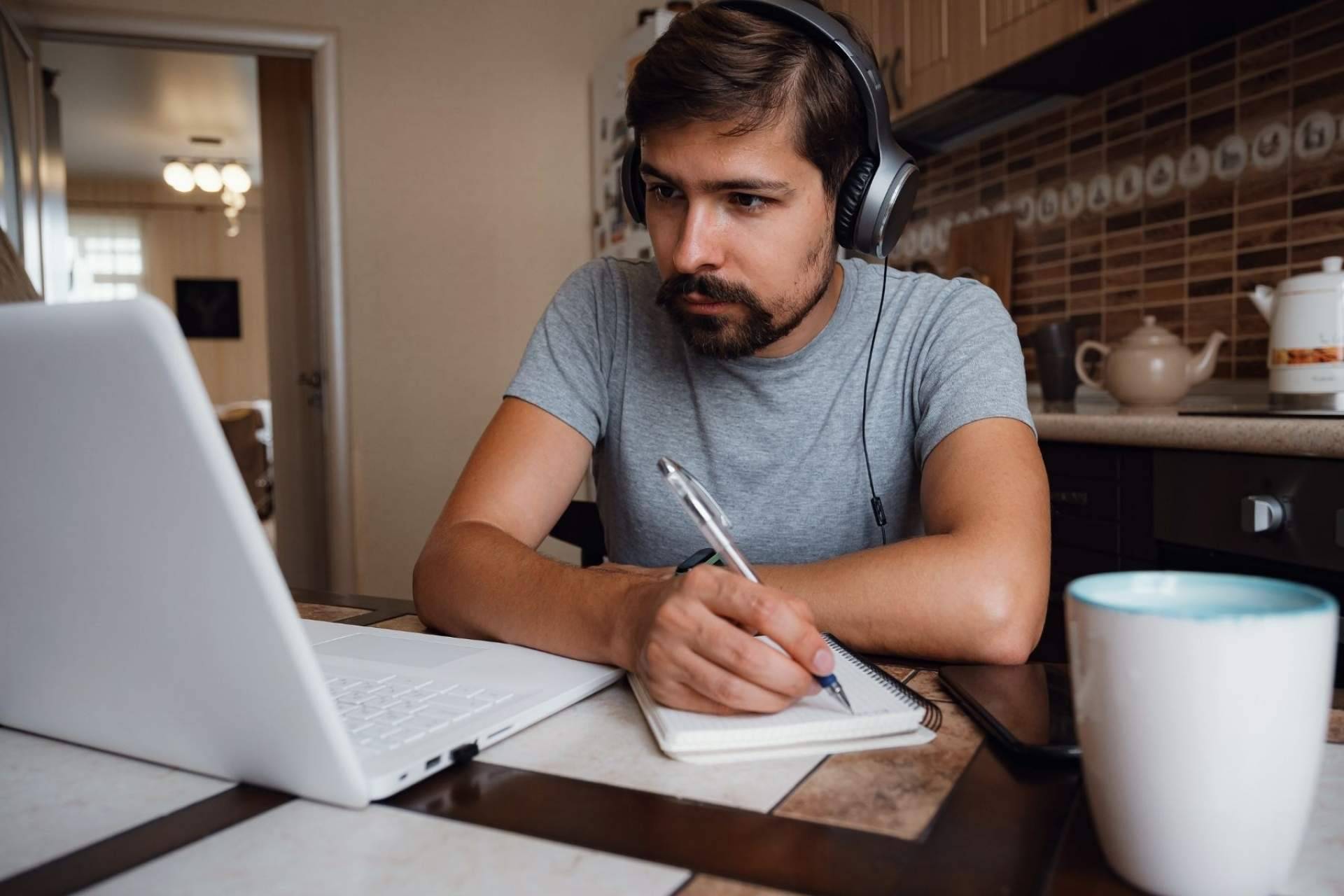 Uno de los mejores cursos PMP online de la mano de Escuela Dirección
