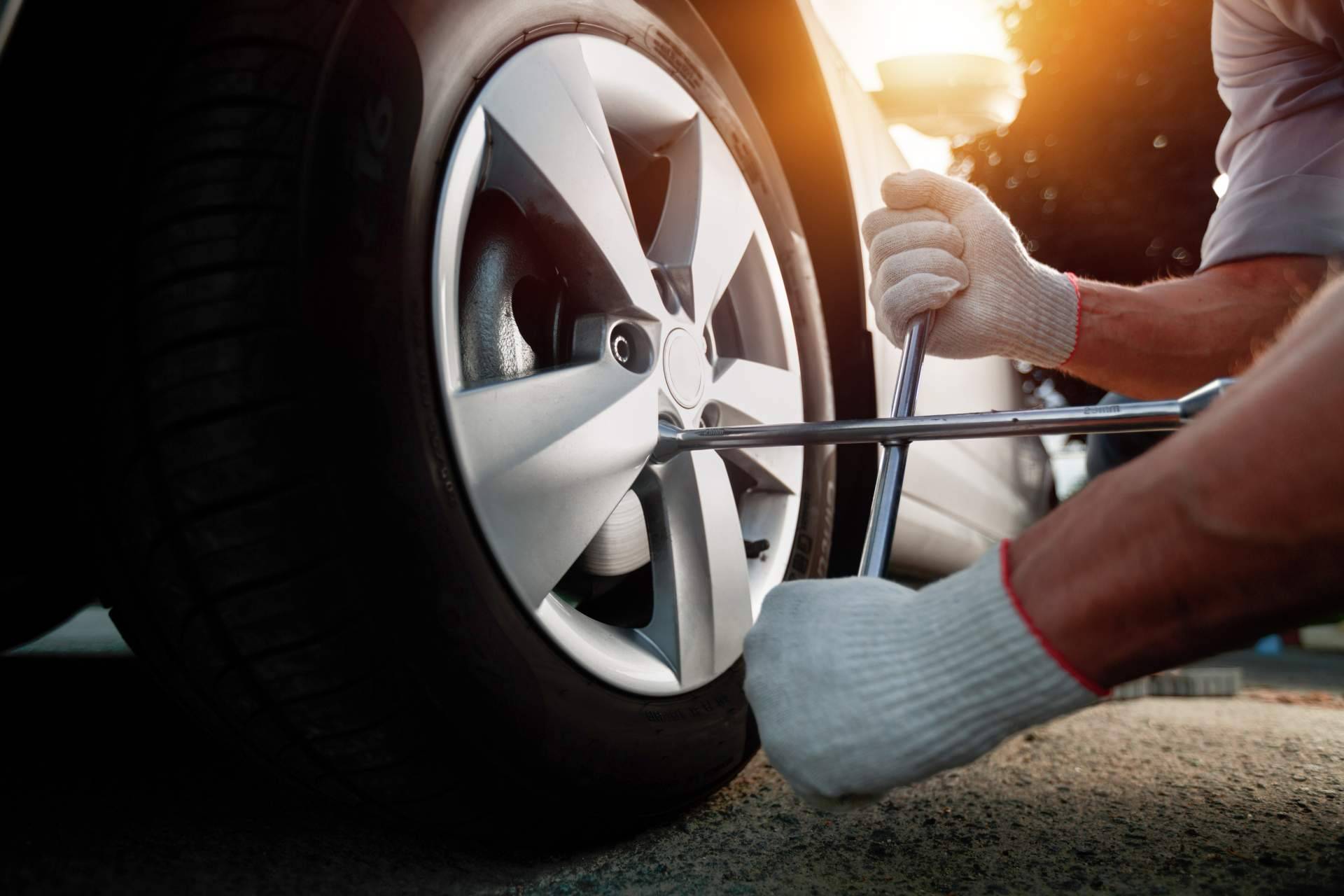¿Cuándo se deben cambiar los neumáticos del coche?, por la empresa SF Motor