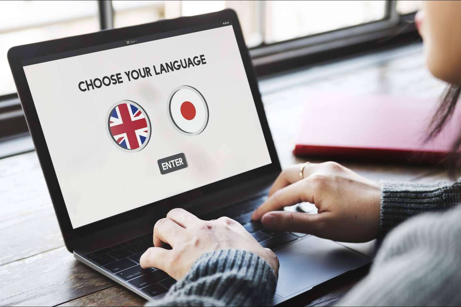 La traducción de páginas web es fundamental para hacer crecer un negocio, por Okodia
