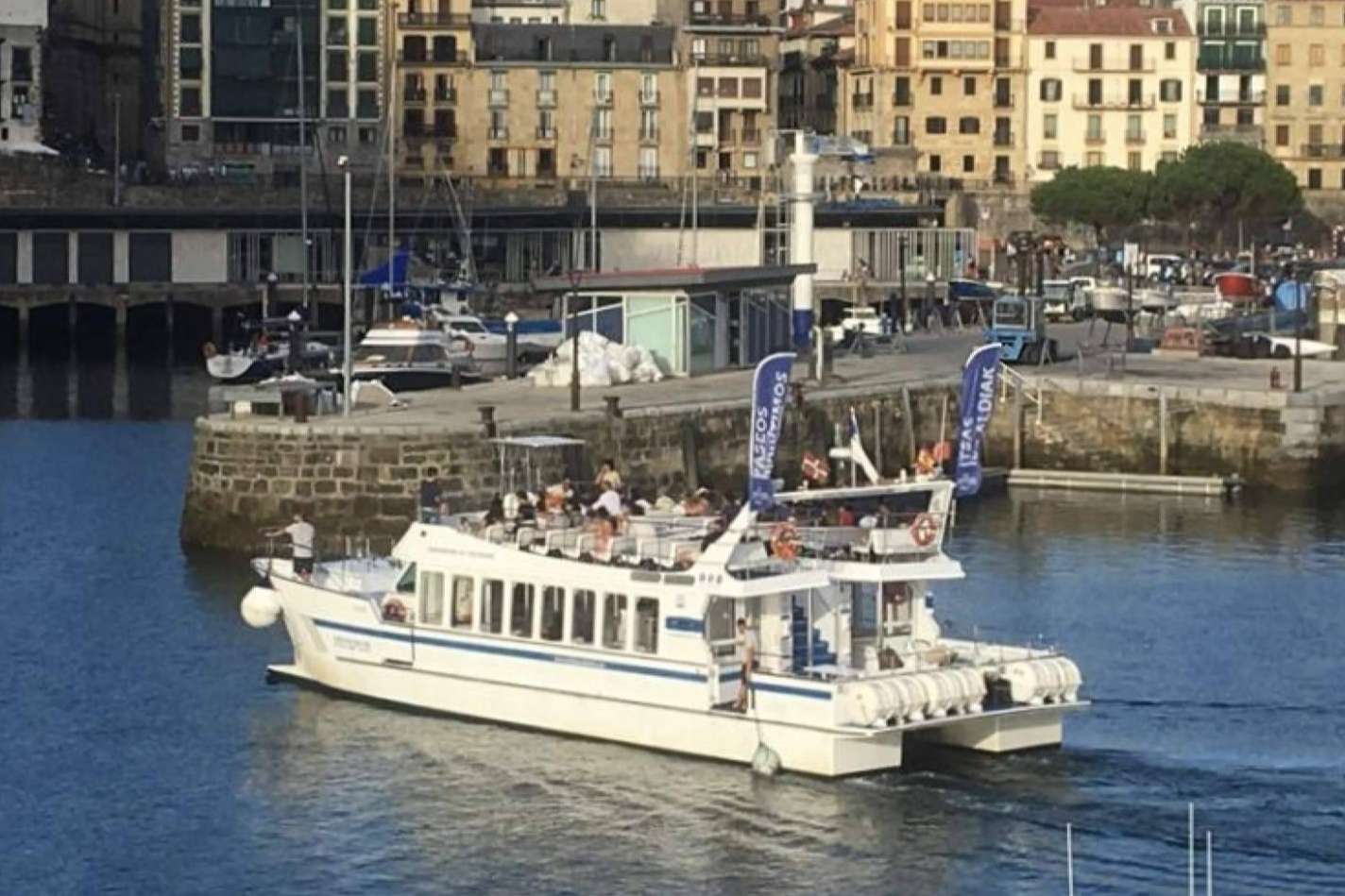 Ciudad San Sebastián, alquiler en exclusiva para visitar la costa guipuzcoana