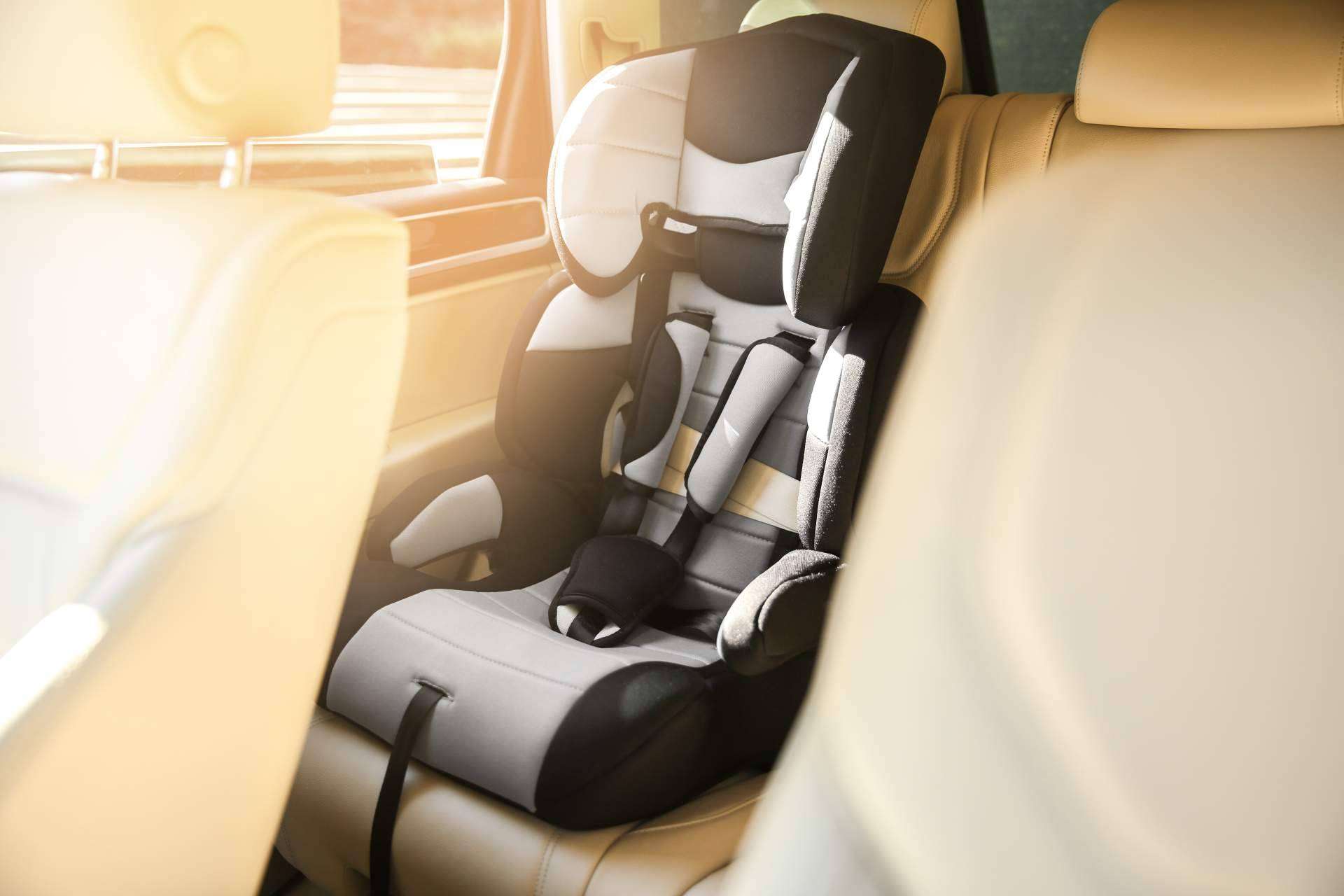 Rosa Roca remarca la importancia de elegir la silla del coche para un bebé correctamente