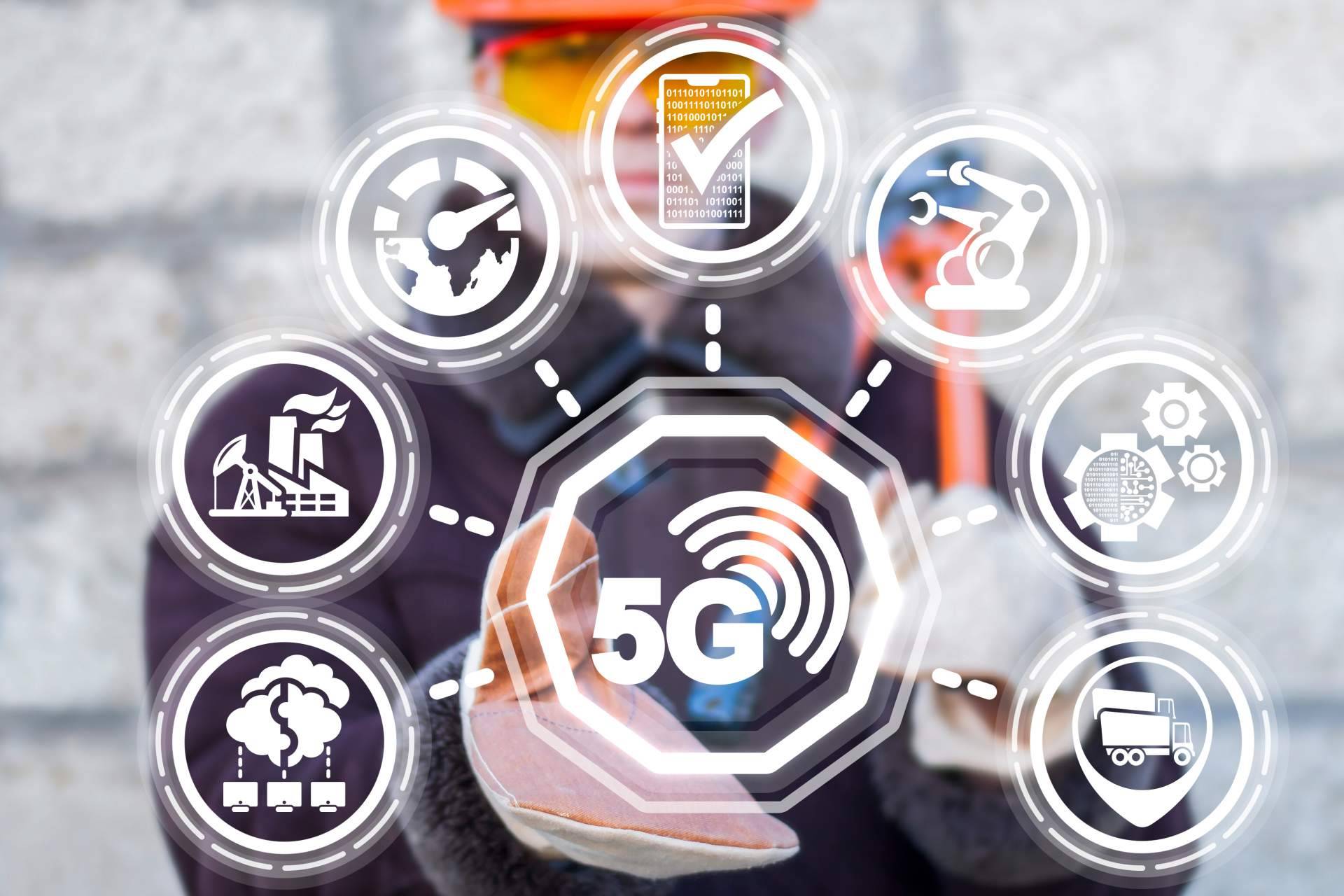 Antenistas Valencia proporciona asistencia técnica para la amplificación de señal móvil 4 G y 5 G