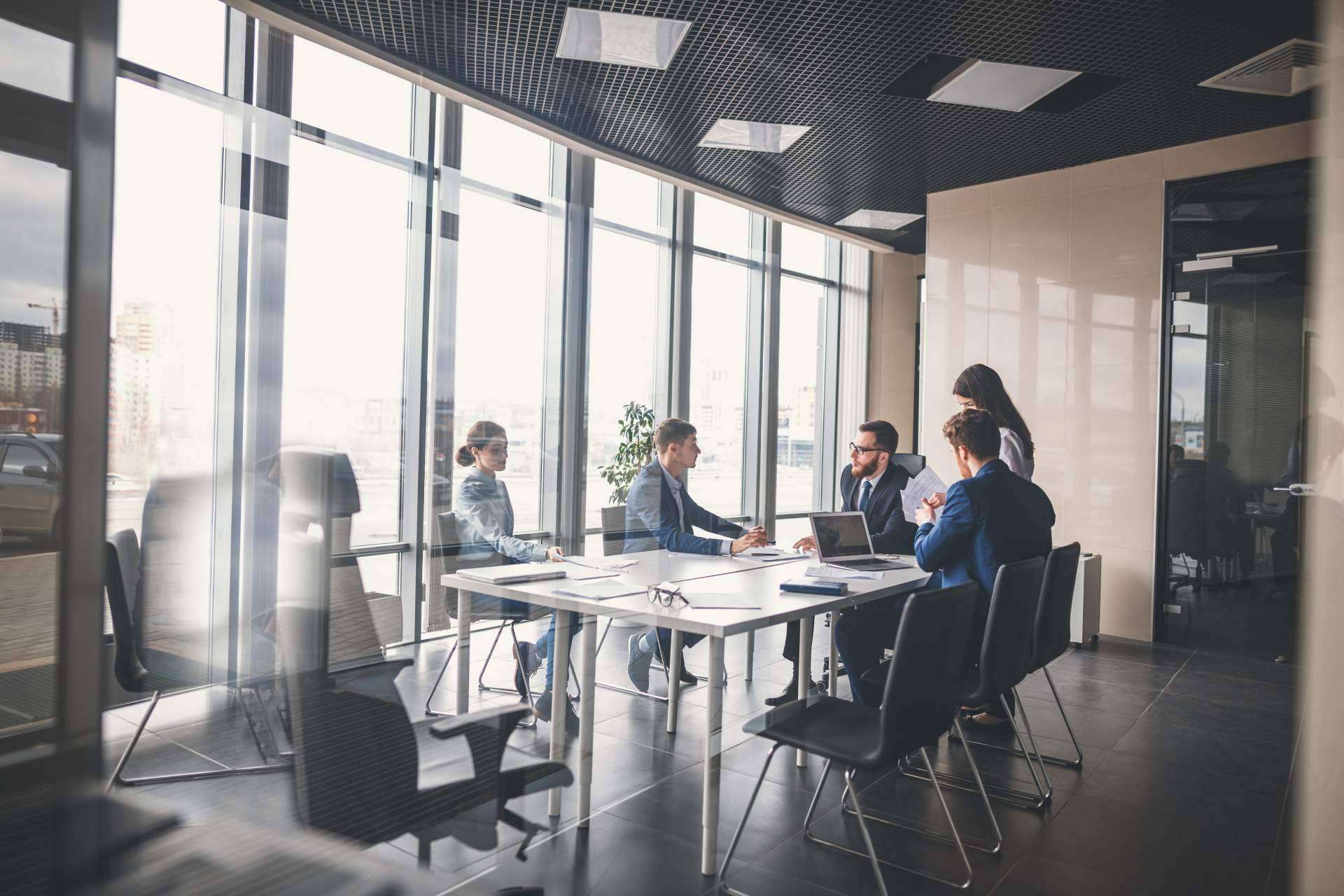 Invertir en comunicación profesional para empresas de todos los tamaños es imprescindible, por Clover