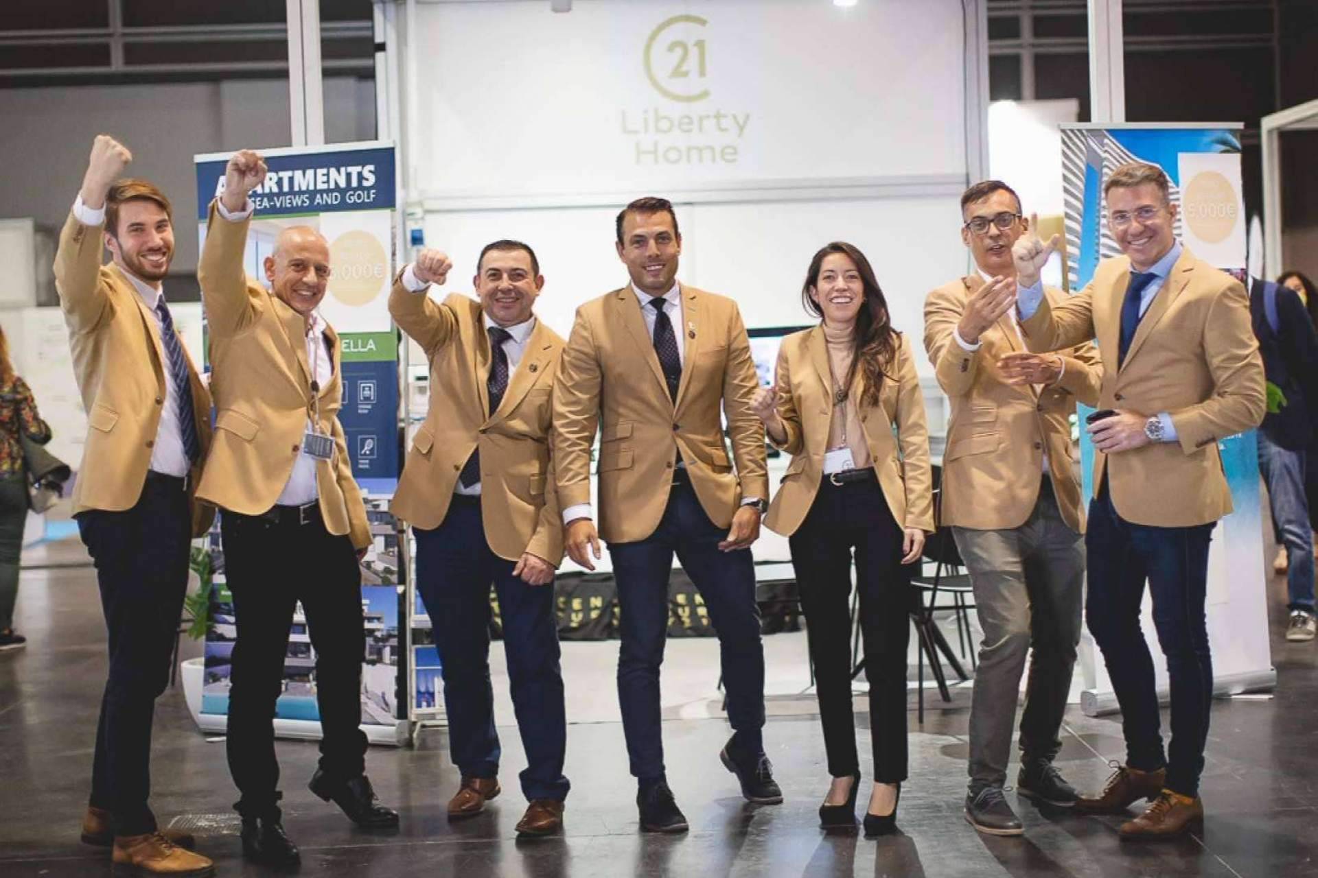 La formación como agente inmobiliario en CENTURY 21 Liberty Home