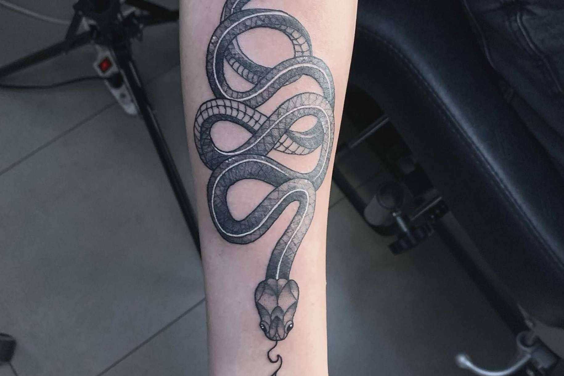 ¿Cómo curar un tatuaje?, por los expertos de Steel of Doom