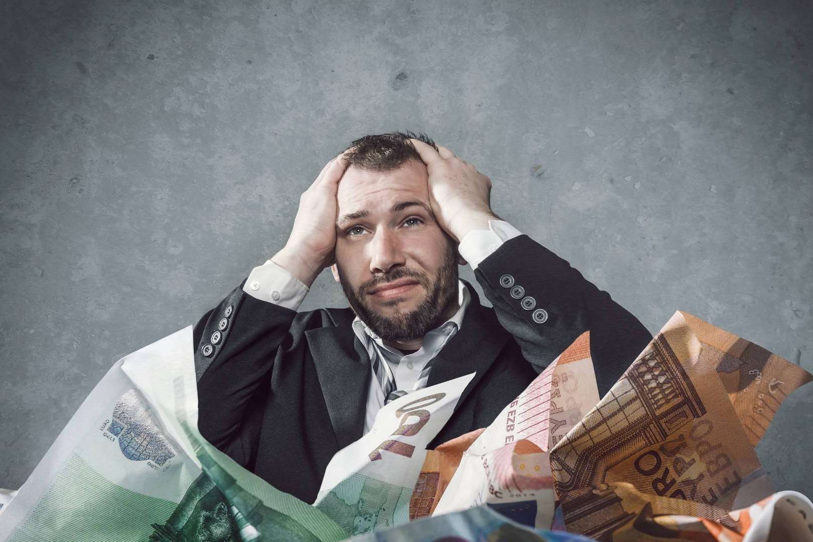 La usura de los micropréstamos y los créditos o tarjetas revolving, por iMorosity