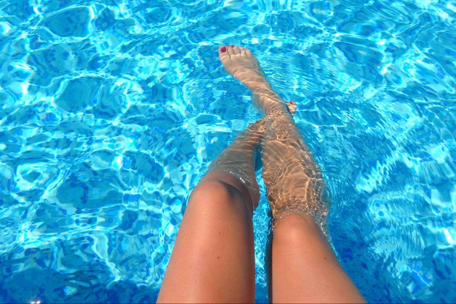 Laboratorios Dicadia ofrece su gel, un remedio para piernas cansadas por el calor