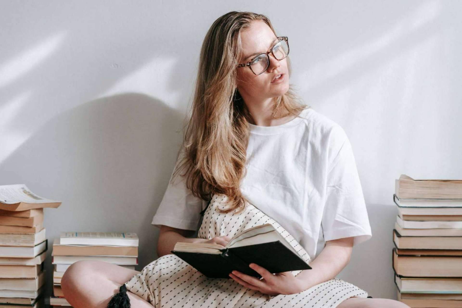 ¿Qué es un club de lectura?, por la Escuela Internacional Naturopatia