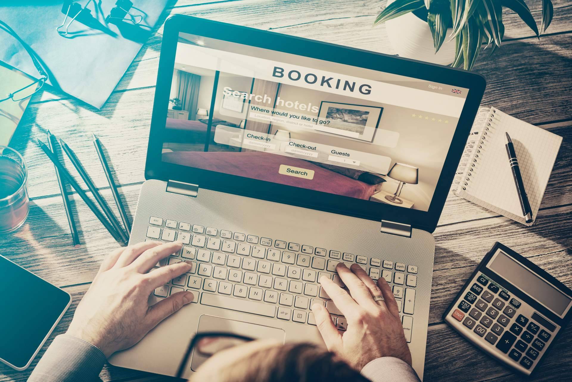 Conseguir mayor visibilidad en el sector turístico a través de una agencia de marketing digital. Sr. Jingles expone los beneficios