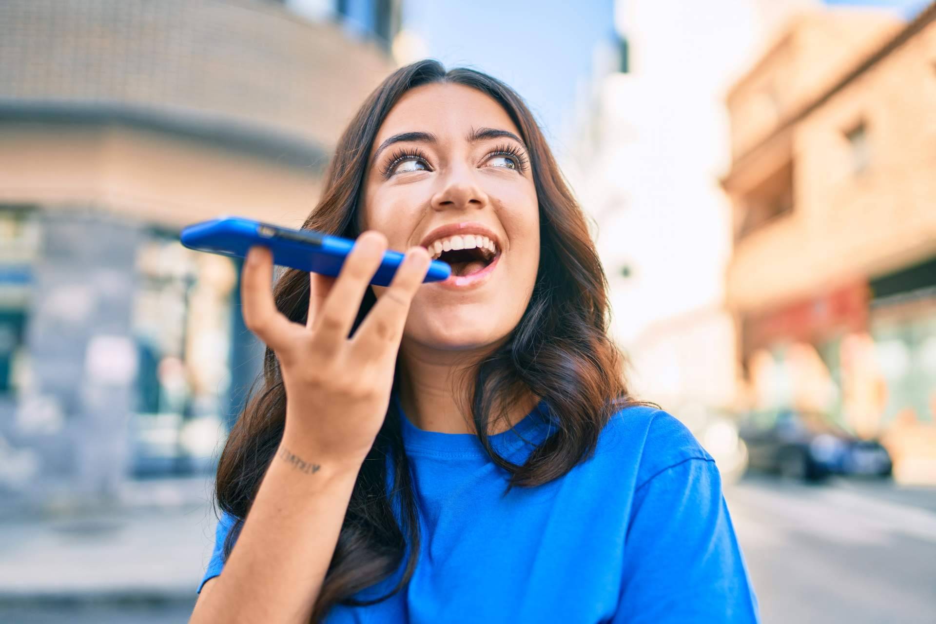 Detectar enfermedades mediante un biomarcador vocal, por la aplicación para móviles WeVoice