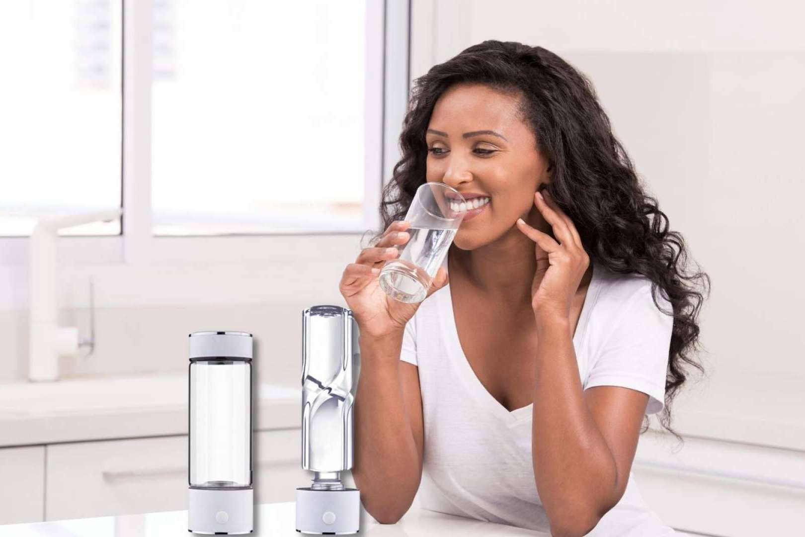Aqua Family Plus habla sobre los beneficios de beber agua hidrogenada para el organismo