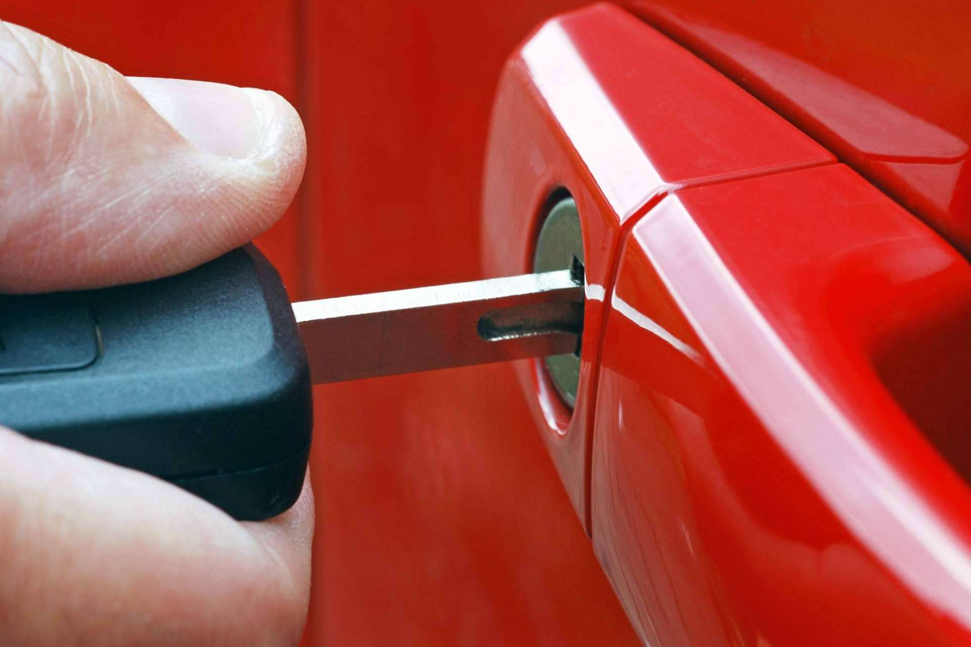 EGINER ofrece un servicio de reparación de cerraduras de coche