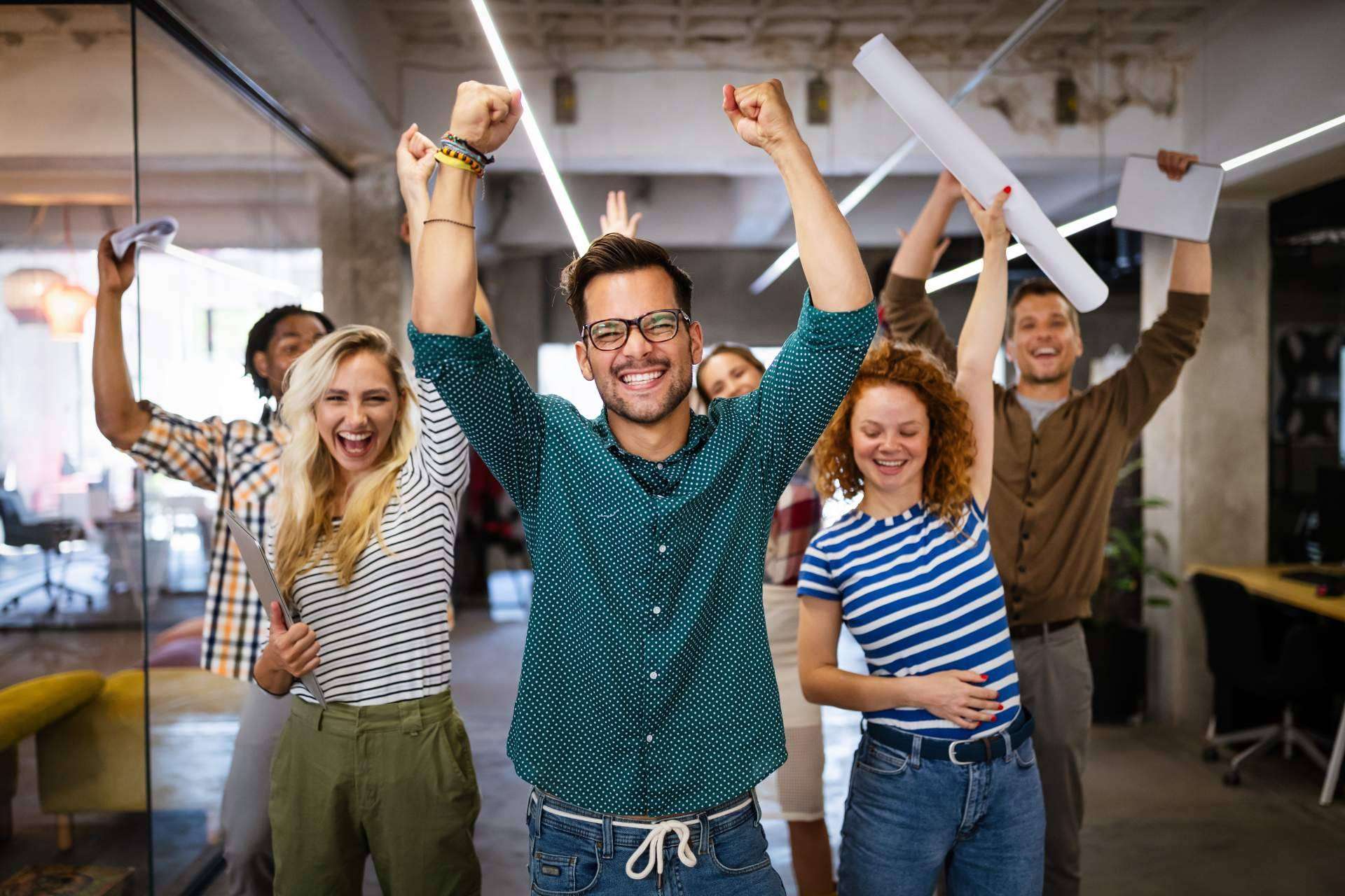 Estrategia y desarrollo de contenidos en social media para empresas, autónomos y pymes, con Connectki