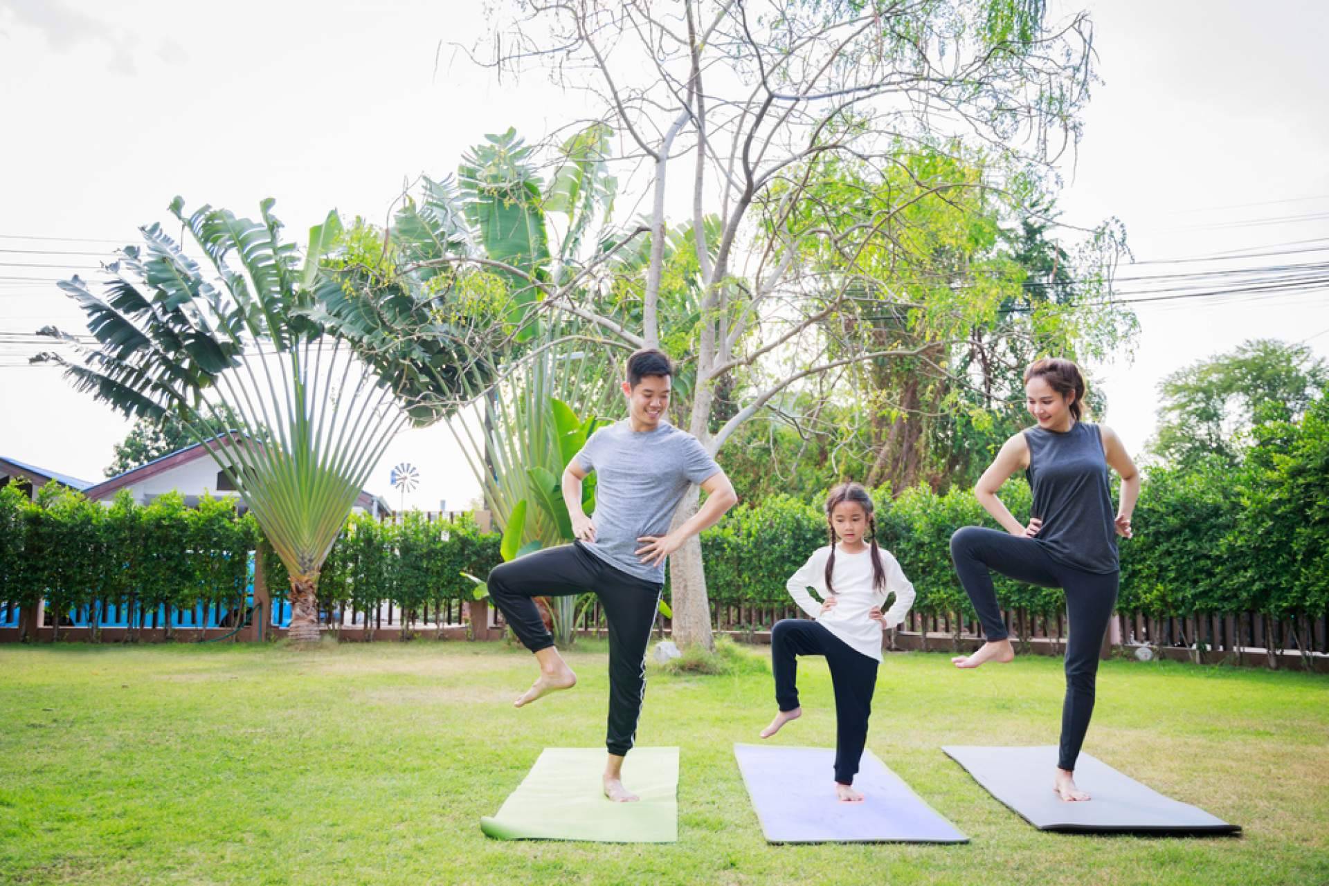 Fortalecimiento Vital sobre los beneficios de practicar una rutina de yoga diaria