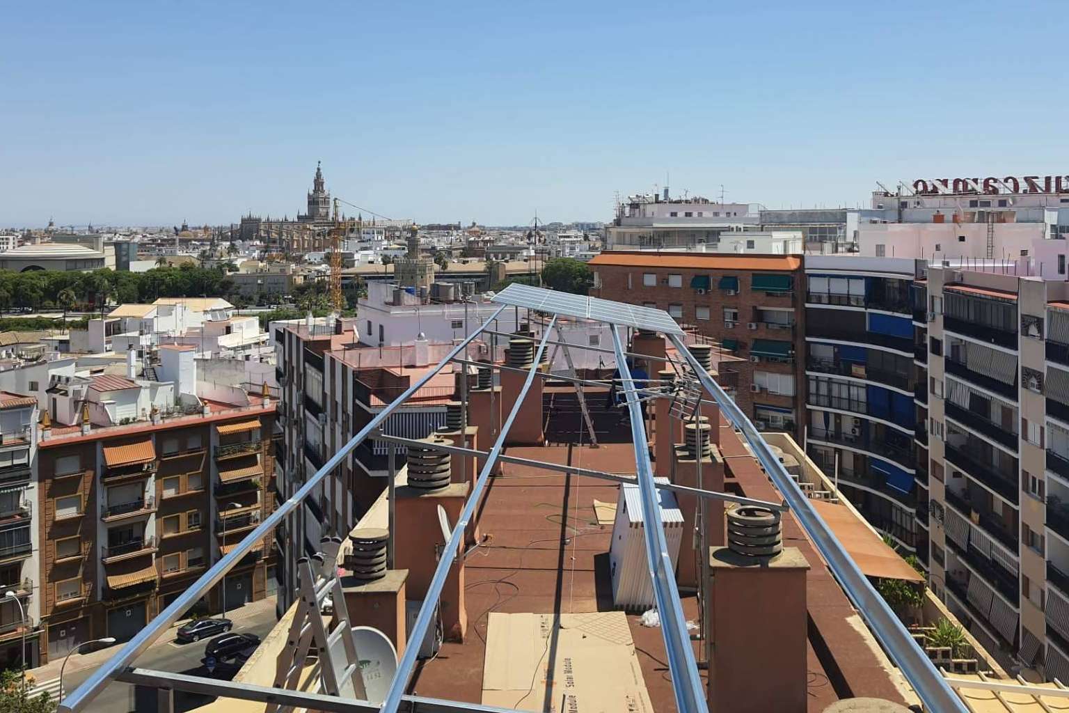 Subvenciones de hasta 100% para autoconsumo en Comunidades de Vecinos en Andalucía. Solicitar la de la comunidad