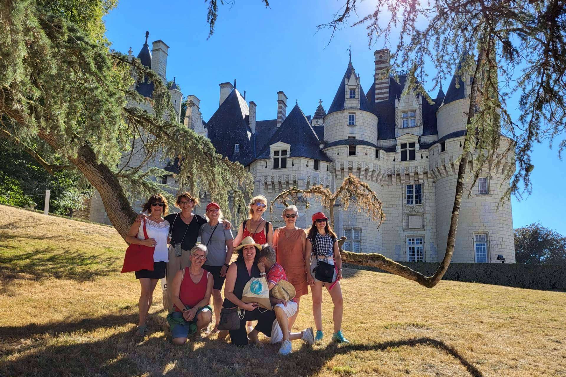 Viajar sola en grupo desde Barcelona es posible gracias a Concédete Deseos