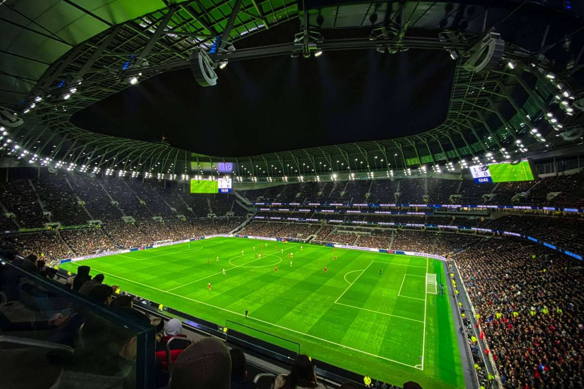 La empresa Óptima LED brinda iluminación led para campos de fútbol