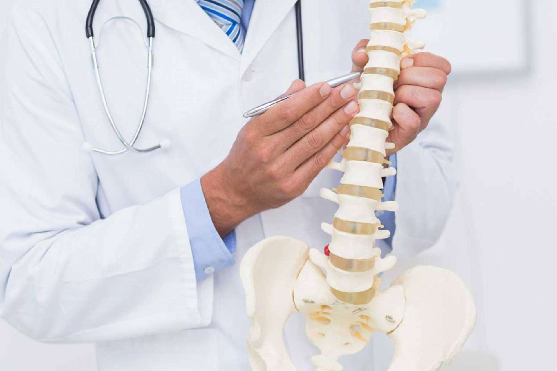 Eliminar hernias discales sin cirugía de la mano de Biziondo