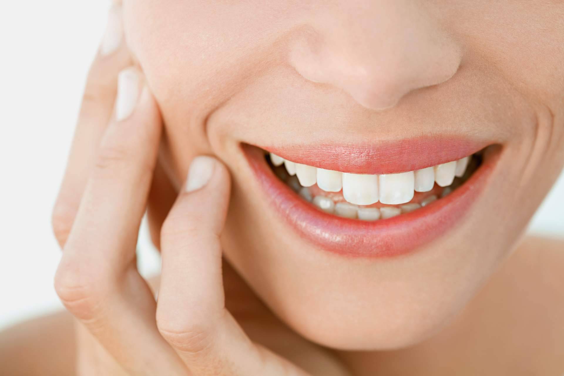 Información sobre el tratamiento de carillas dentales de esta clínica dental de Chamartín
