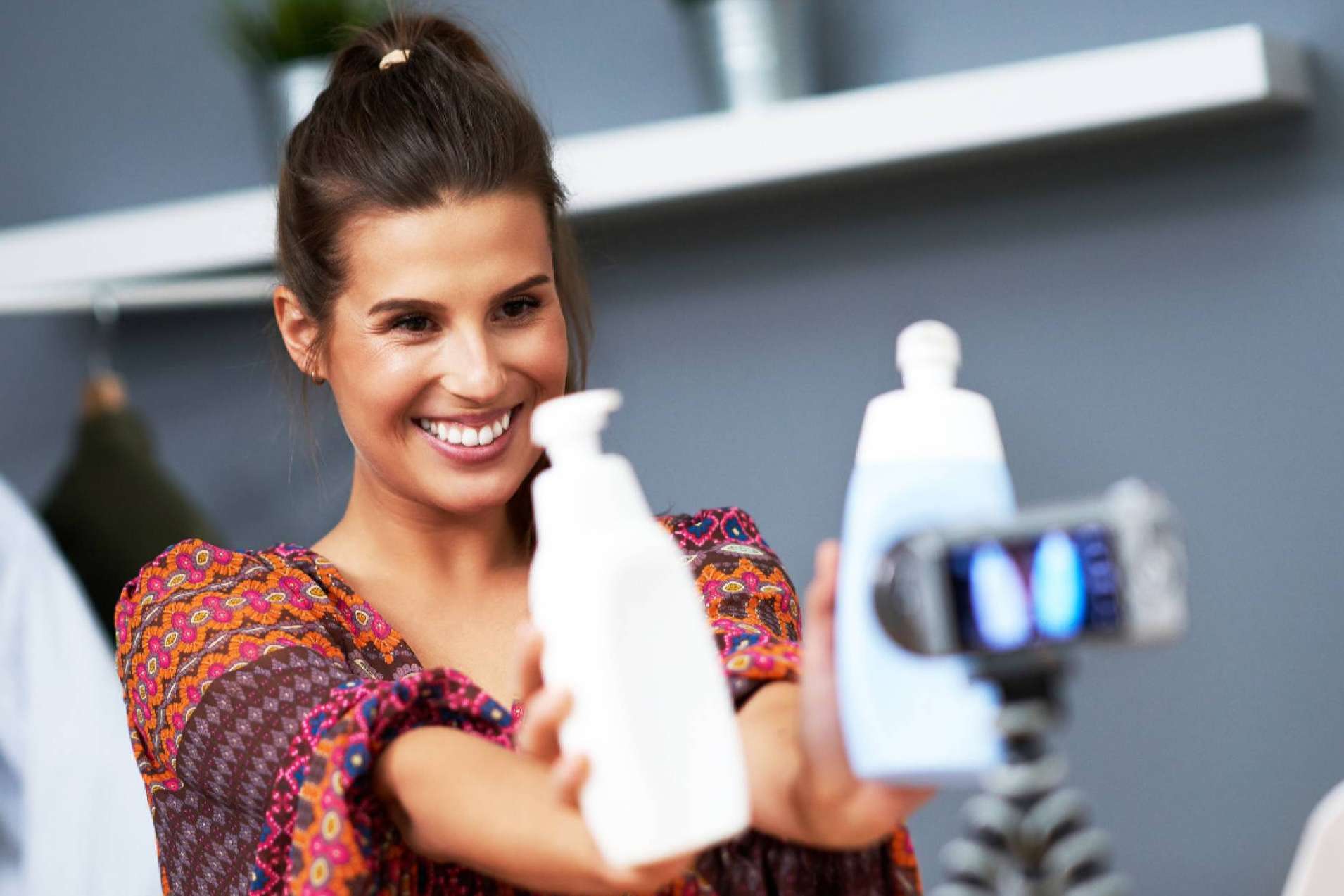 ¿Cómo convertirse en Brander y mejorar la influencia con Brandarmies?