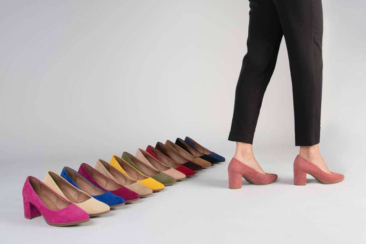 miMaO ofrece un amplio catálogo de zapatos cómodos para la oficina