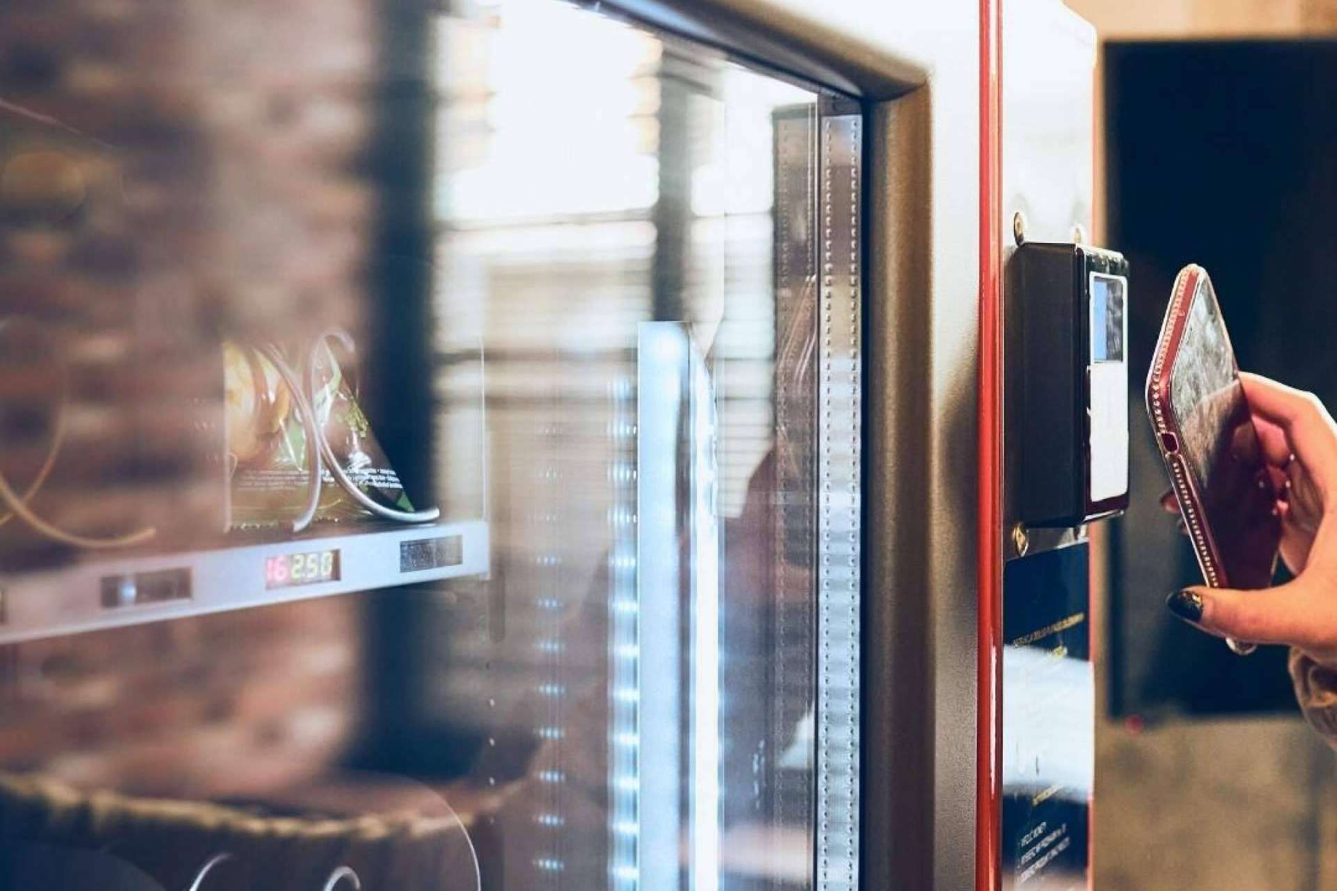 C&B Señor explica los beneficios de proporcionar un servicio de vending a los empleados de una empresa