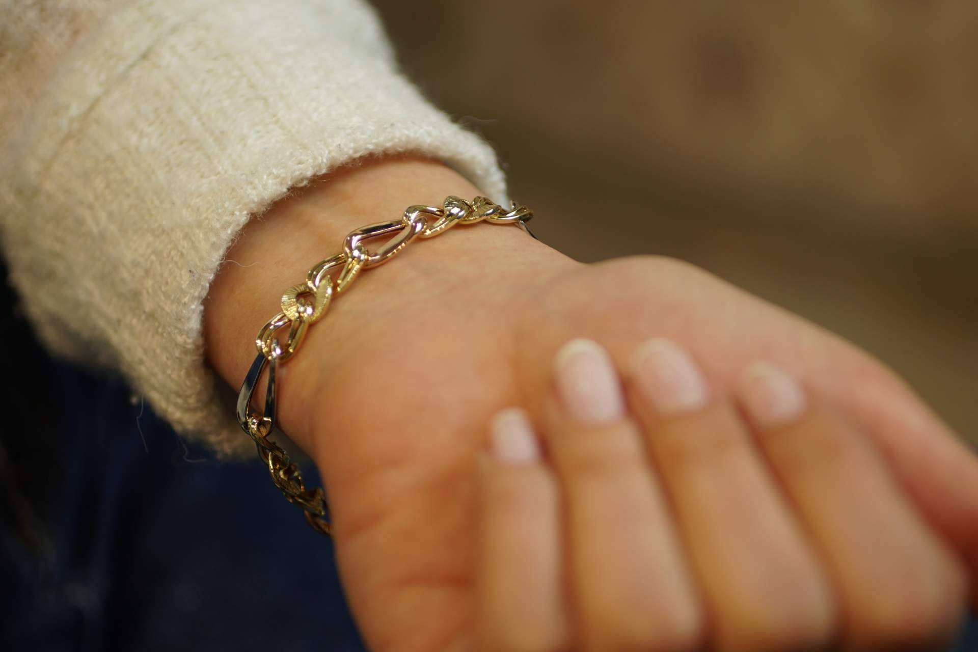 Amplio catálogo en pulseras de oro de El Rubí Joyeros