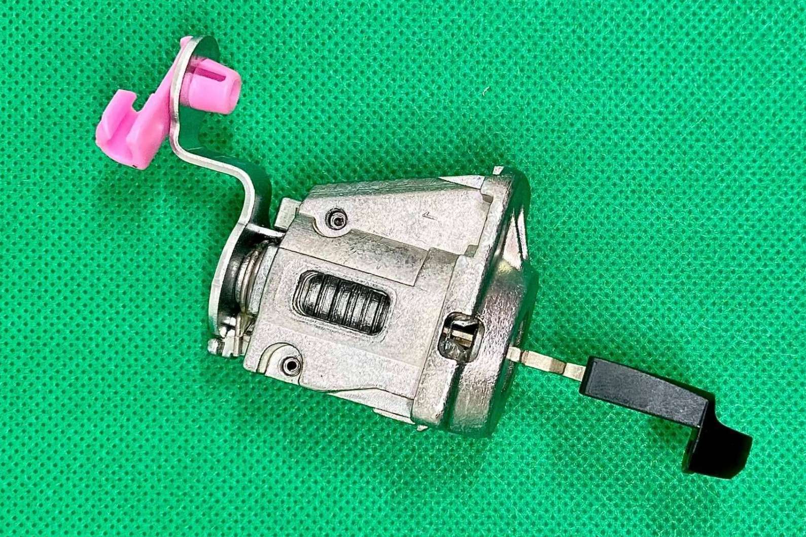 Recambios adaptados de cerrajería para automóviles de la mano de EGINER